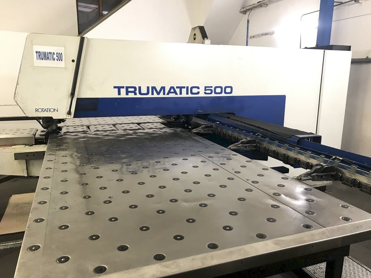 Koneen  Trumpf Trumatic 500R etunäkymä
