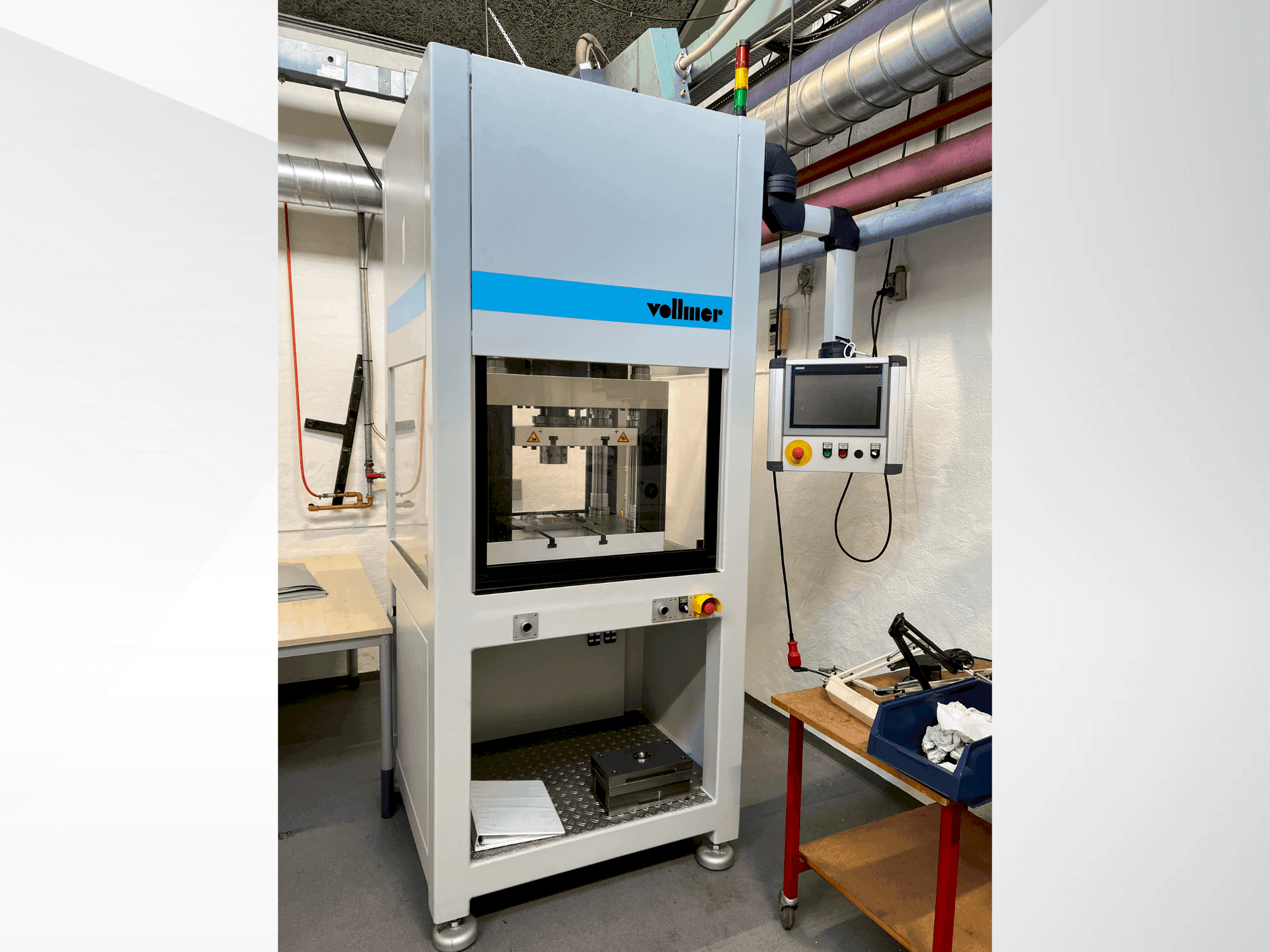 Koneen  VOLLMER W 2506 etunäkymä