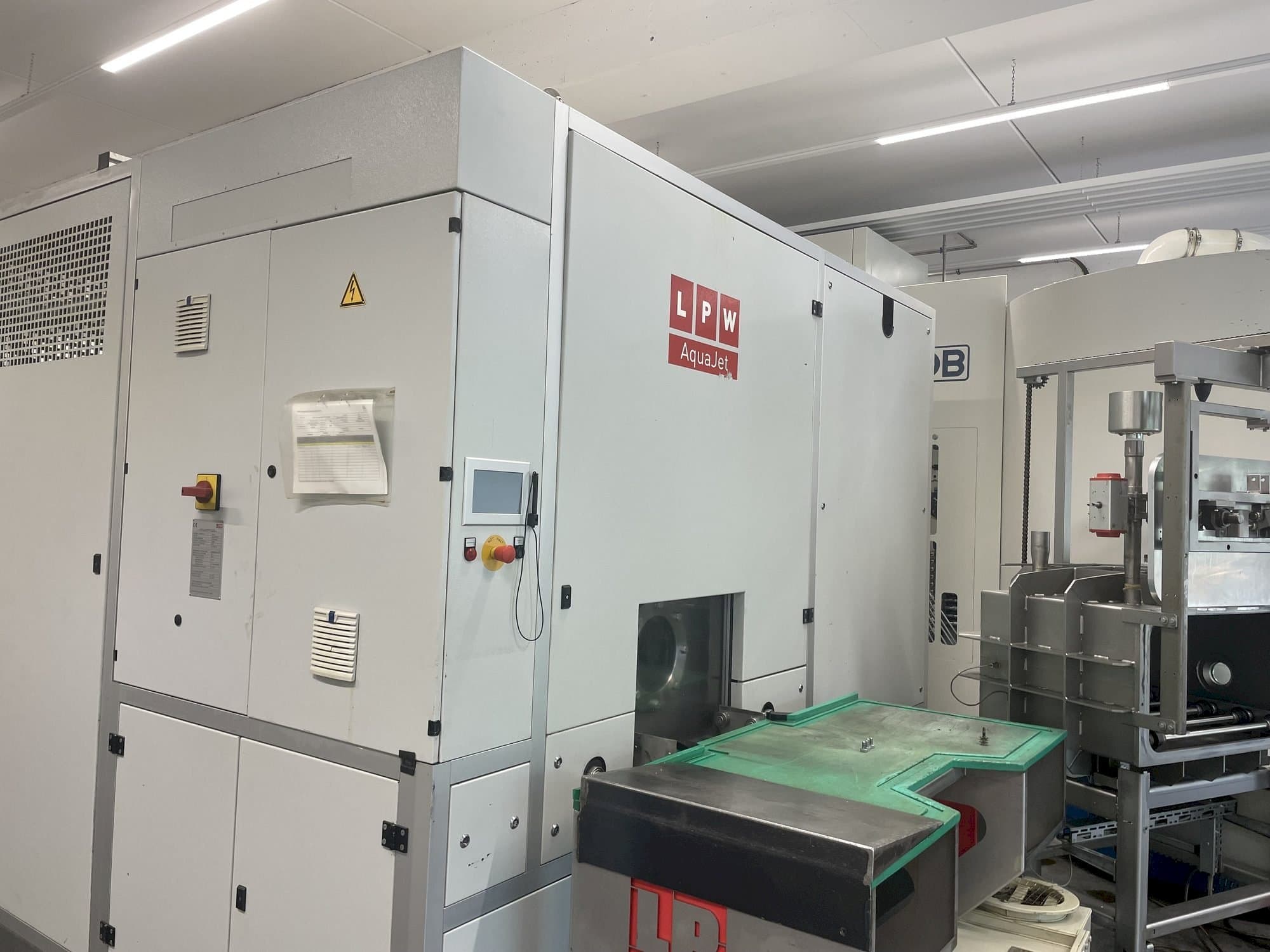 Koneen  LPW LPW Aqua Jet 670 T2-V (2013) etunäkymä