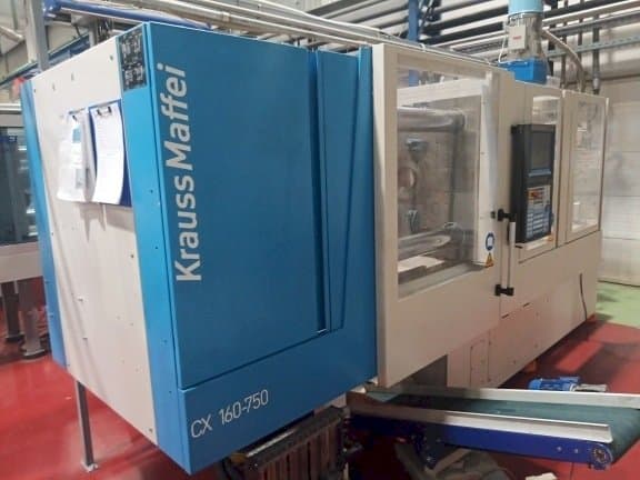 Koneen  Krauss Maffei KM 160-750 CX etunäkymä