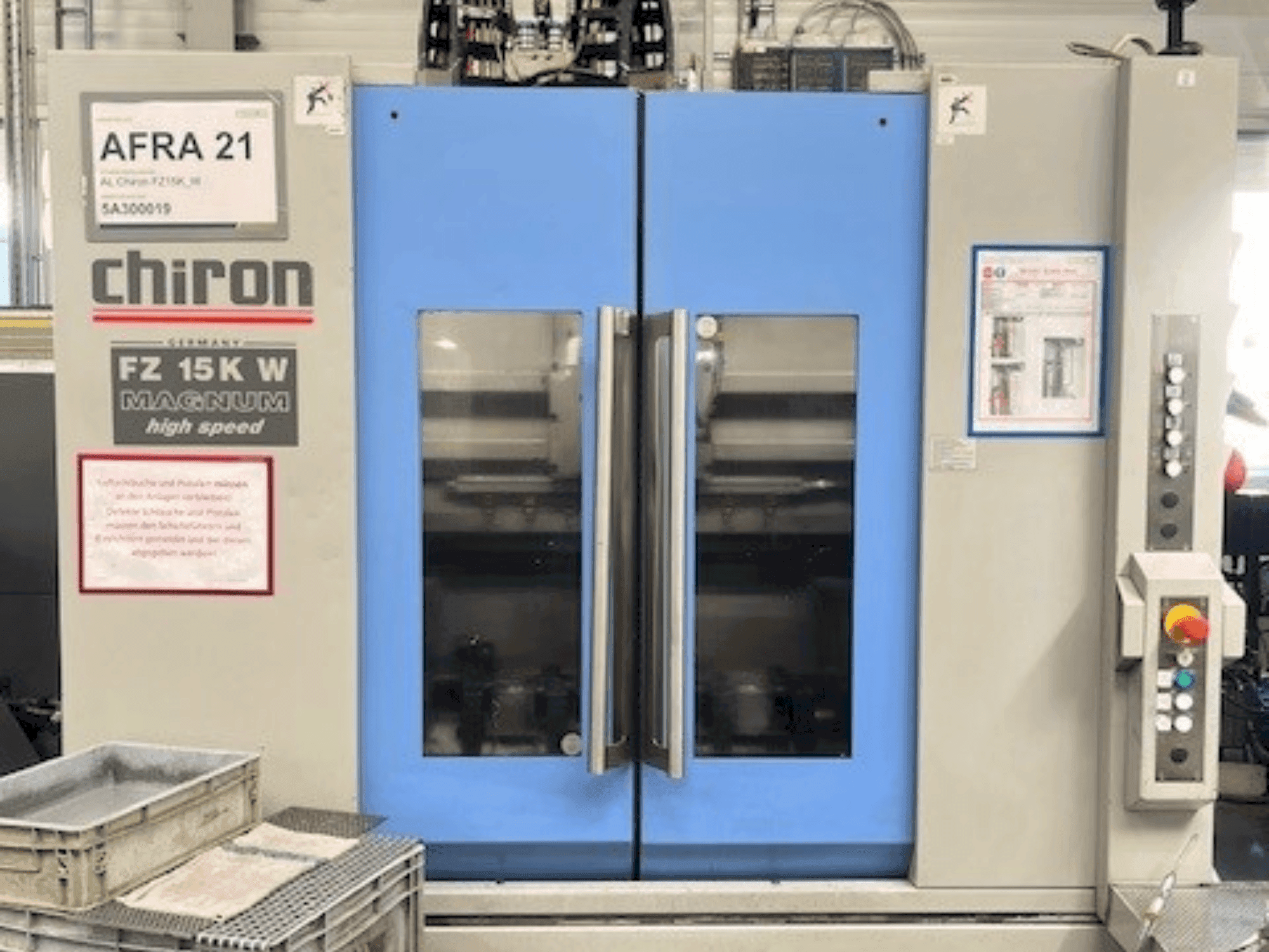 Koneen  CHIRON FZ 15 KWM HS etunäkymä