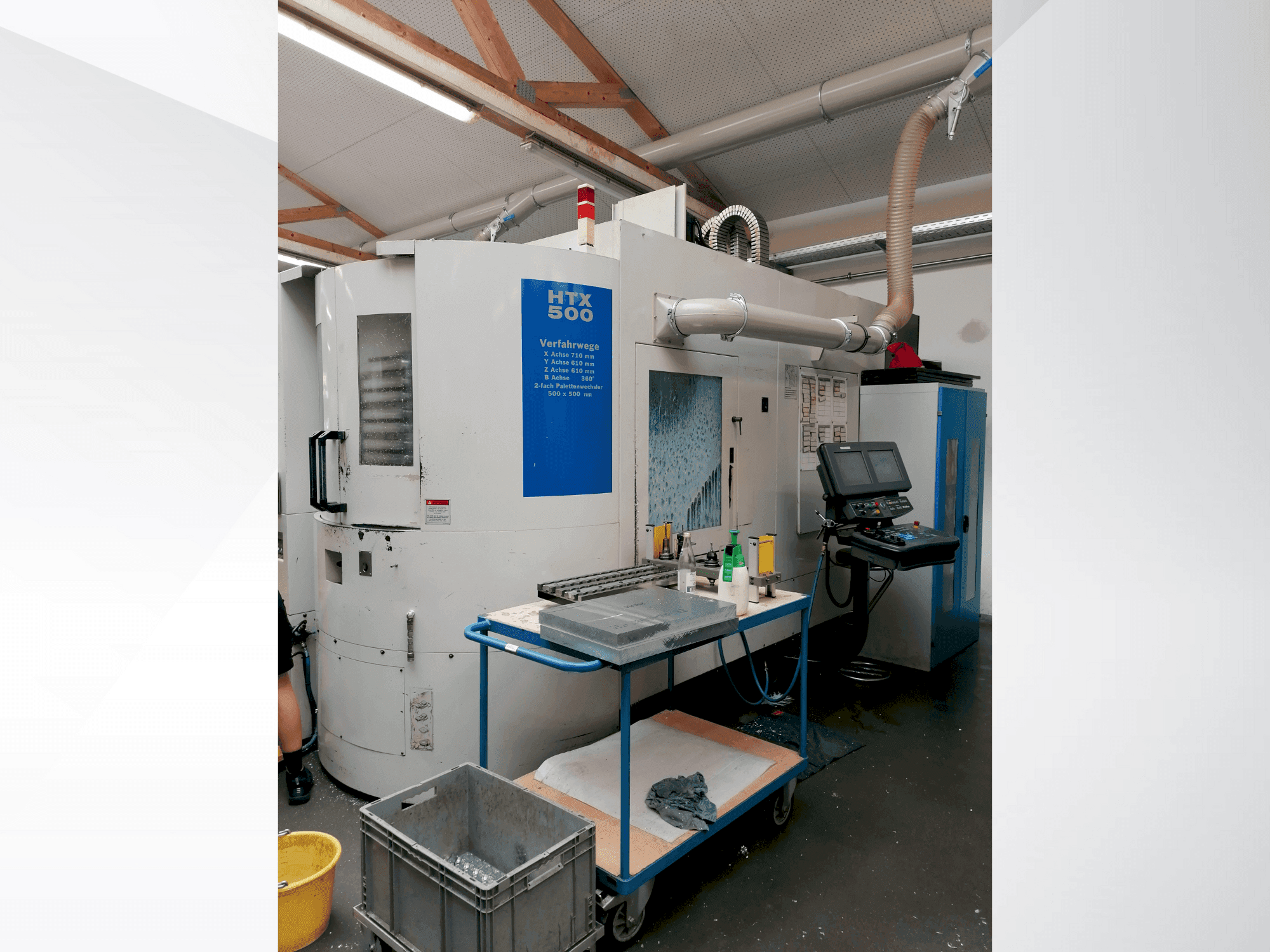 Koneen  Hurco HTX 500 etunäkymä