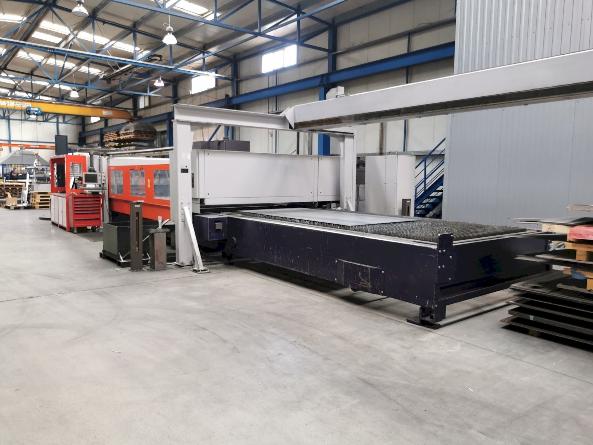 Koneen  Bystronic Bystar 4020 etunäkymä