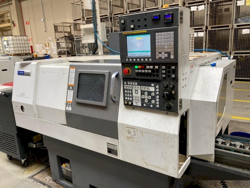 Koneen  Miyano LZ-01RY2 etunäkymä