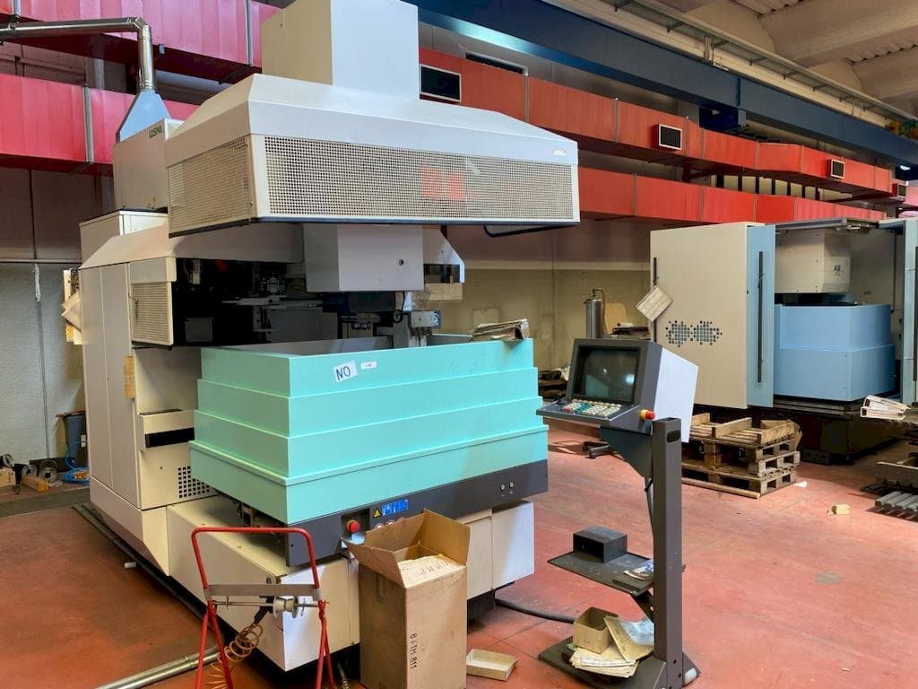 Koneen  AGIE AGIETRON INTEGRAL 3 etunäkymä