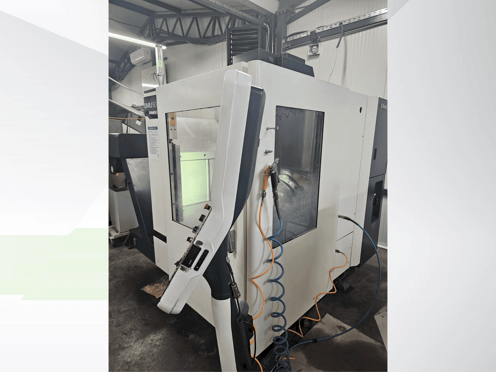 Koneen  DMG DECKEL MAHO DMU 50 eco etunäkymä
