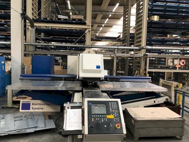Koneen  Trumpf Trumatic TC 5000 R etunäkymä