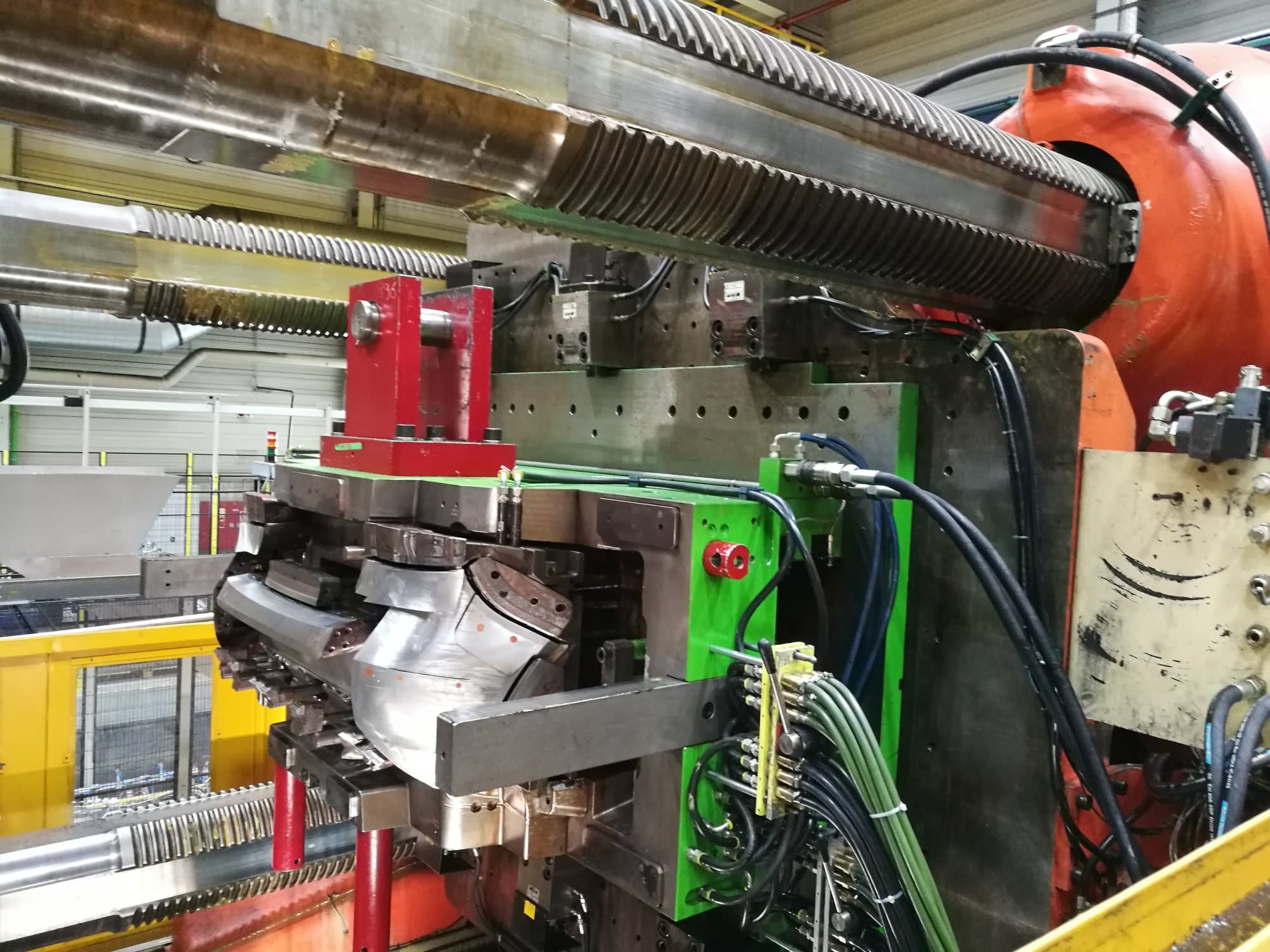 Koneen  Husky vasen näkymä EL 4000 RS 170/145