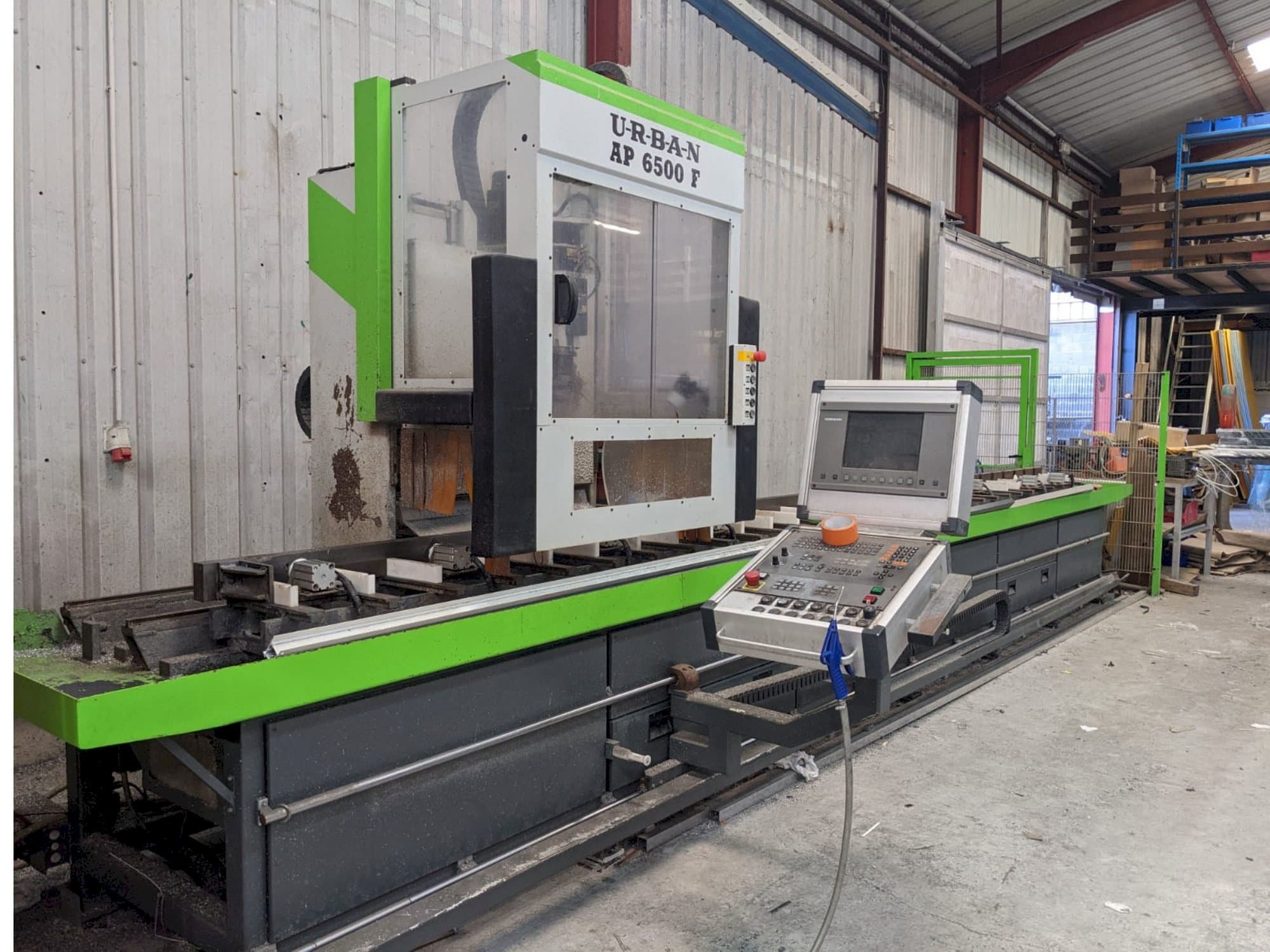 Koneen  URBAN AP6500 etunäkymä