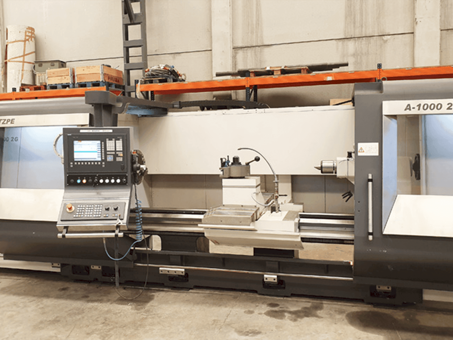 Koneen  Gurutzpe A-1000 2G etunäkymä