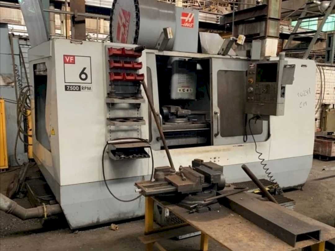 Koneen  HAAS VF-6/50 etunäkymä