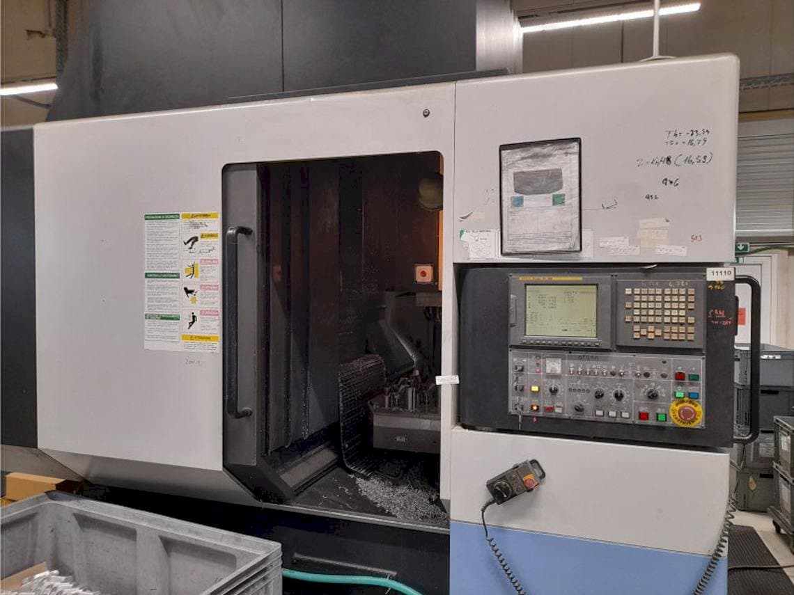 Koneen  Doosan VC 500 etunäkymä