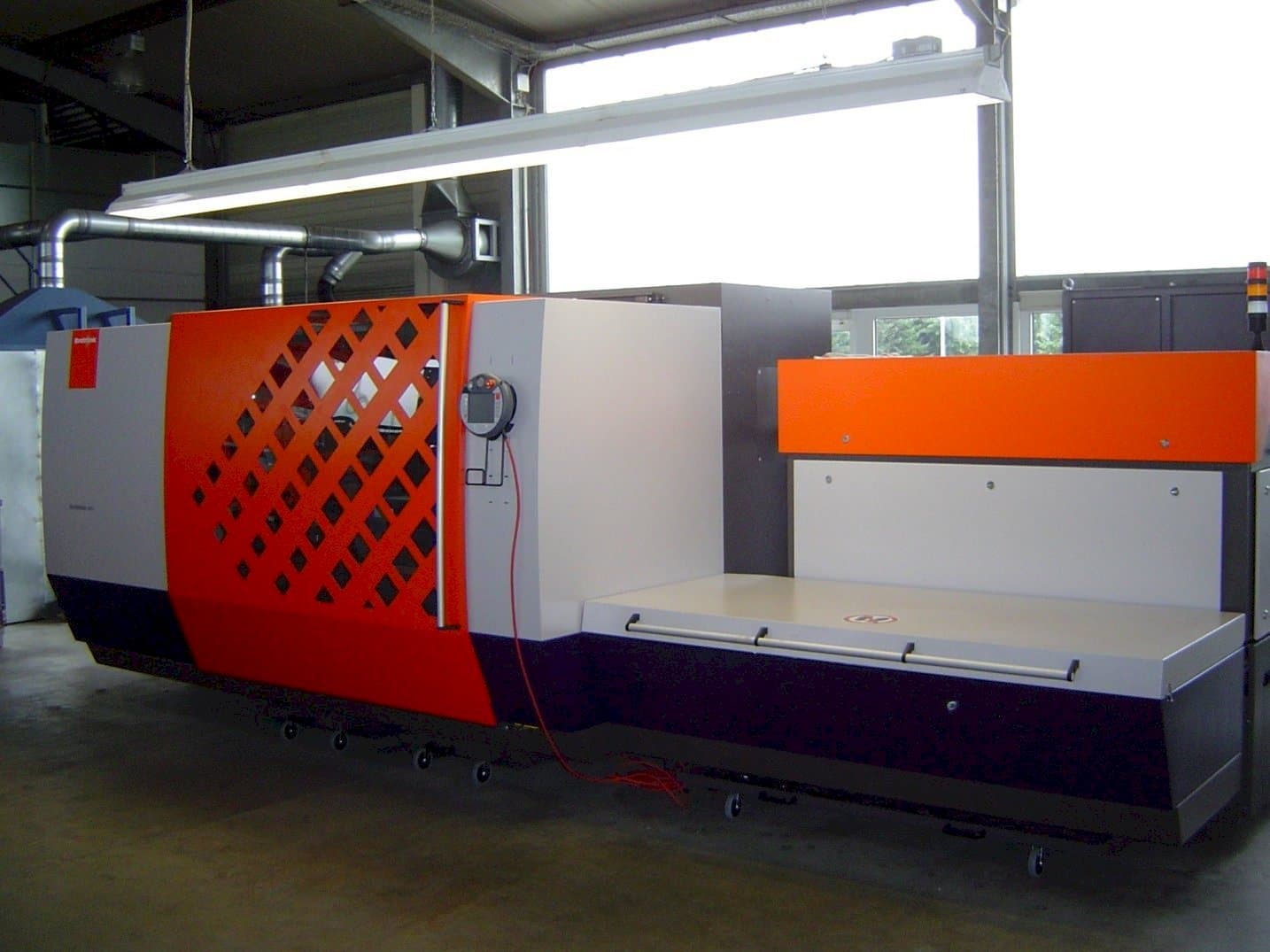 Koneen  Bystronic ByVention 3015 etunäkymä