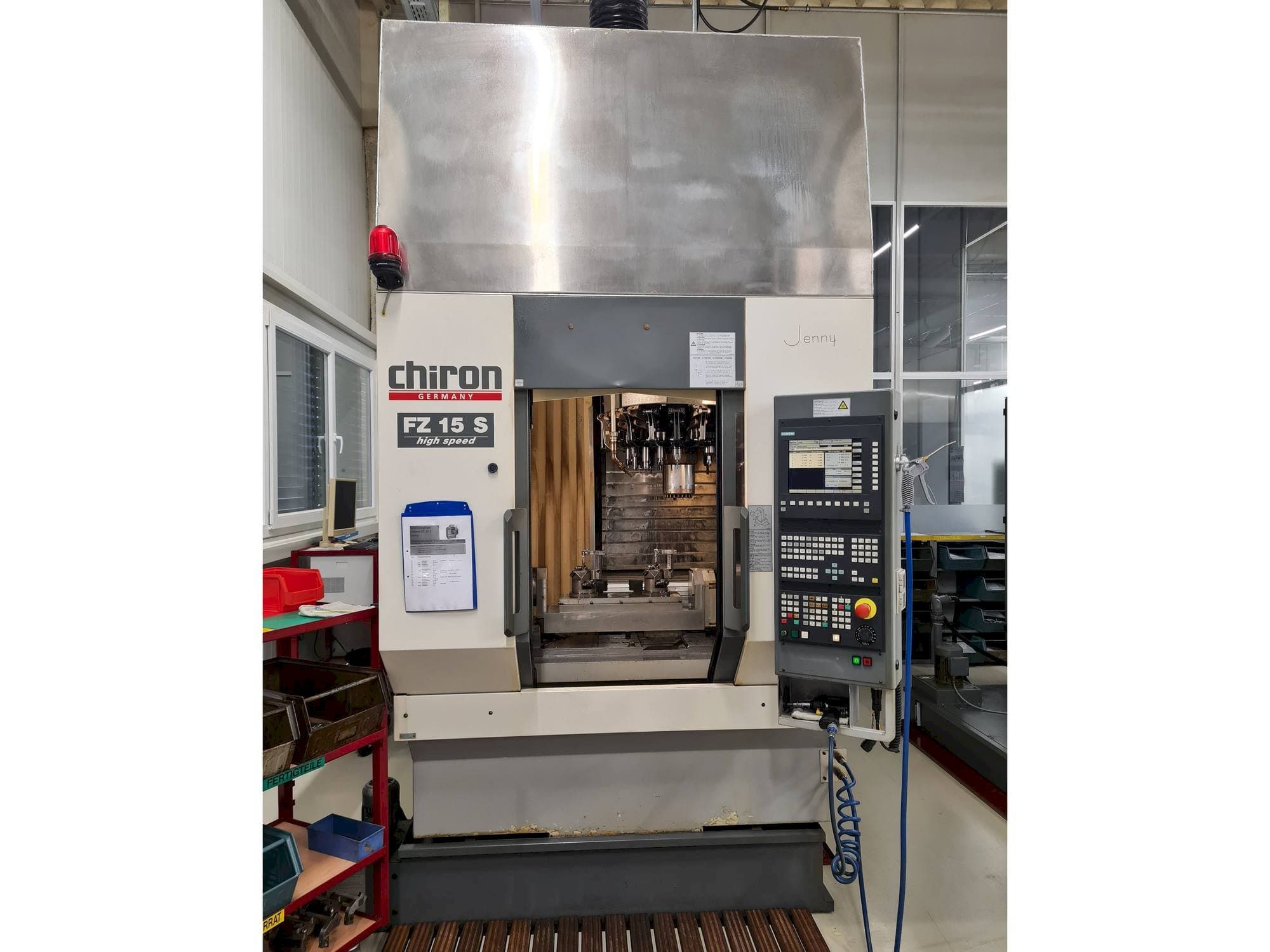 Koneen  CHIRON FZ 15 S etunäkymä