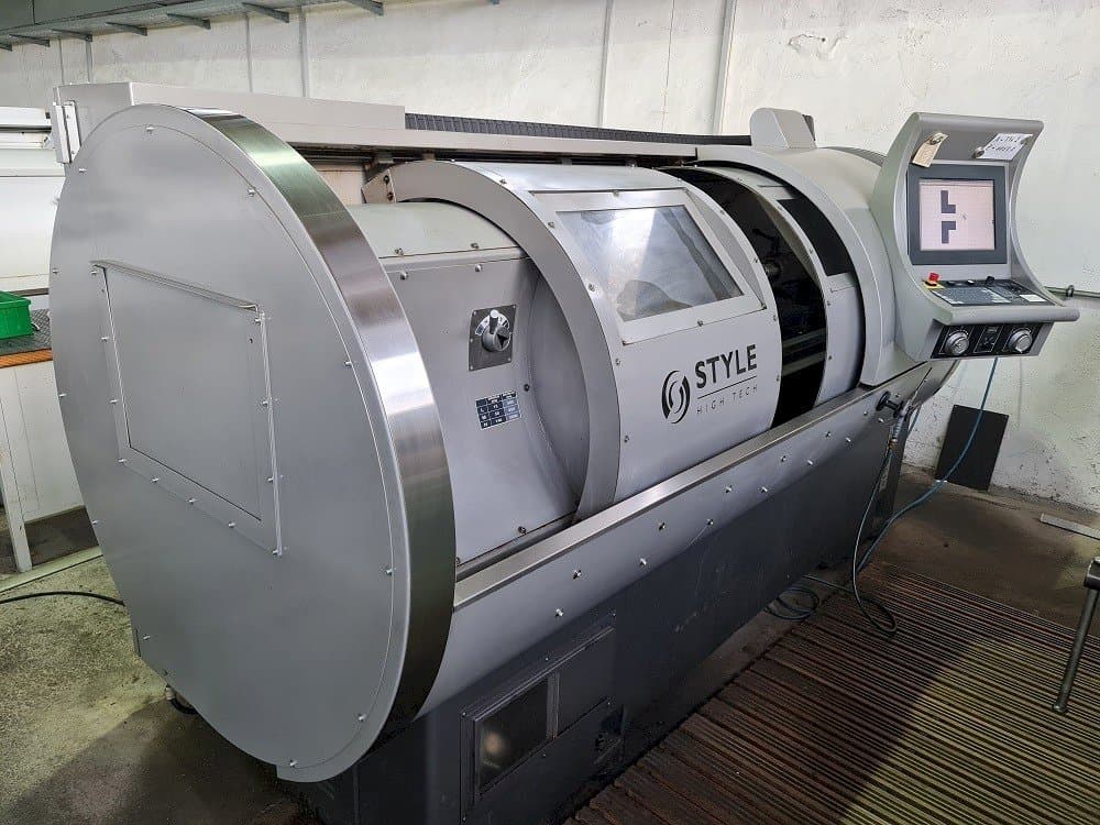 Koneen  STYLE 510 X 1350 etunäkymä