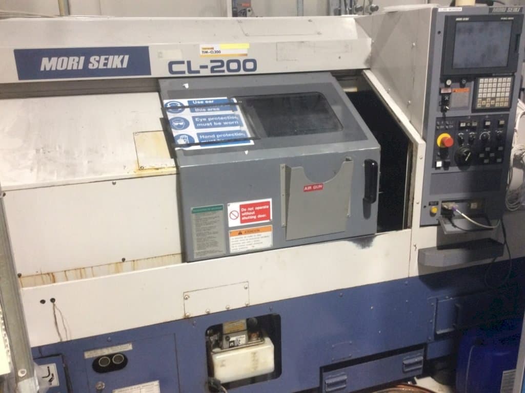 Koneen  MORI SEIKI CL-200 etunäkymä