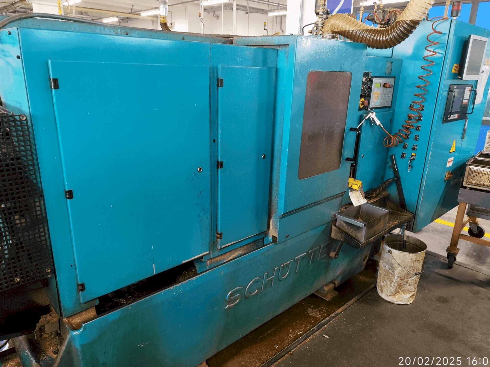 Koneen  Schütte  SE16 etunäkymä