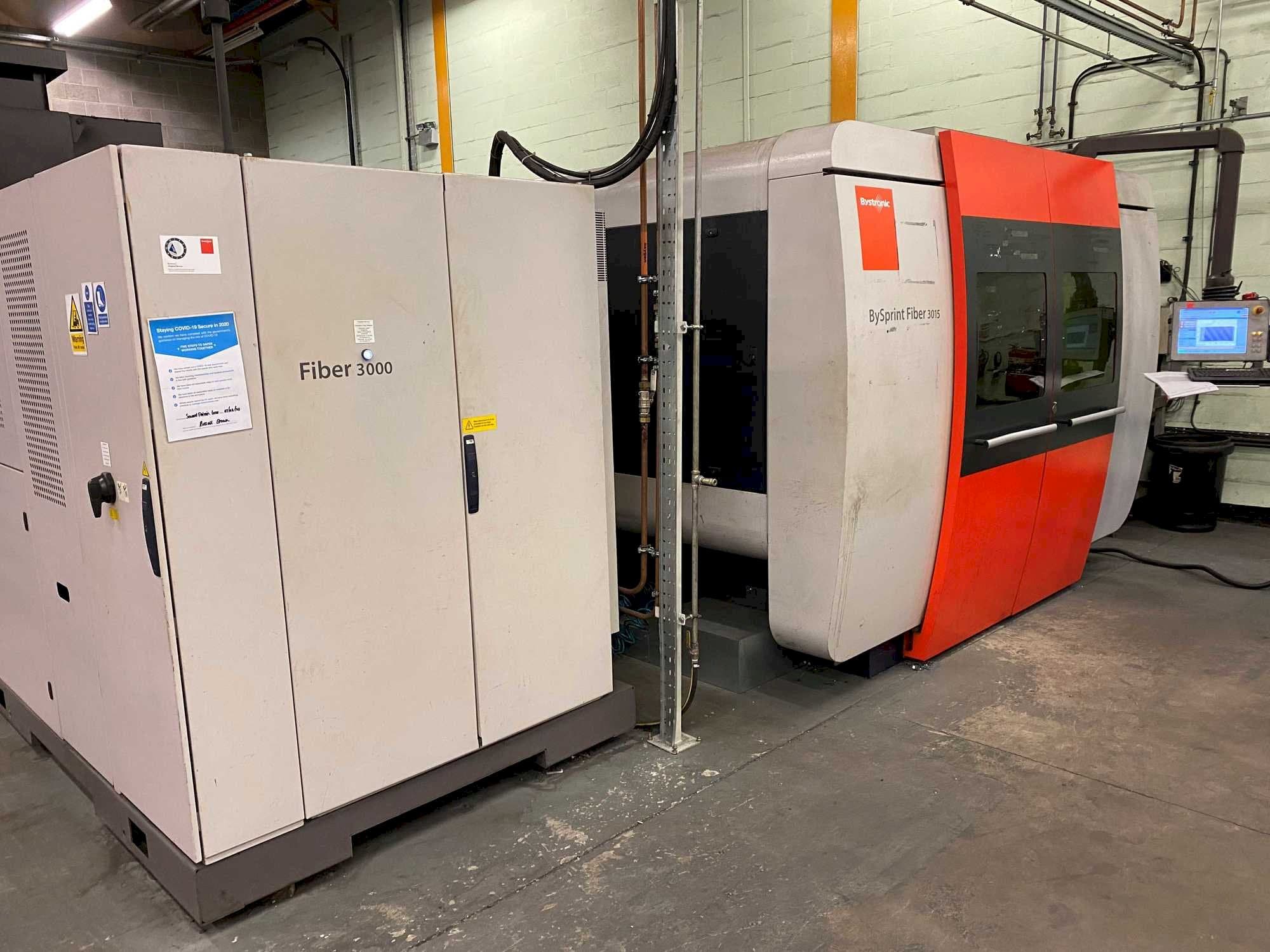 Koneen  Bystronic BySprint 3015 Fiber etunäkymä