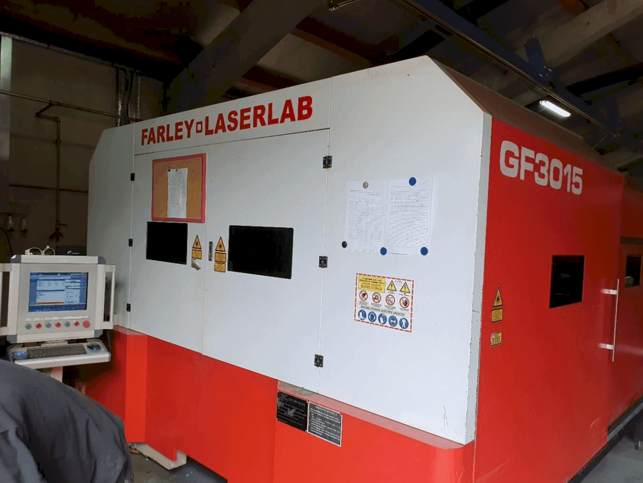 Koneen Farley Laserlab Ht Gf 3015 Fiber etunäkymä
