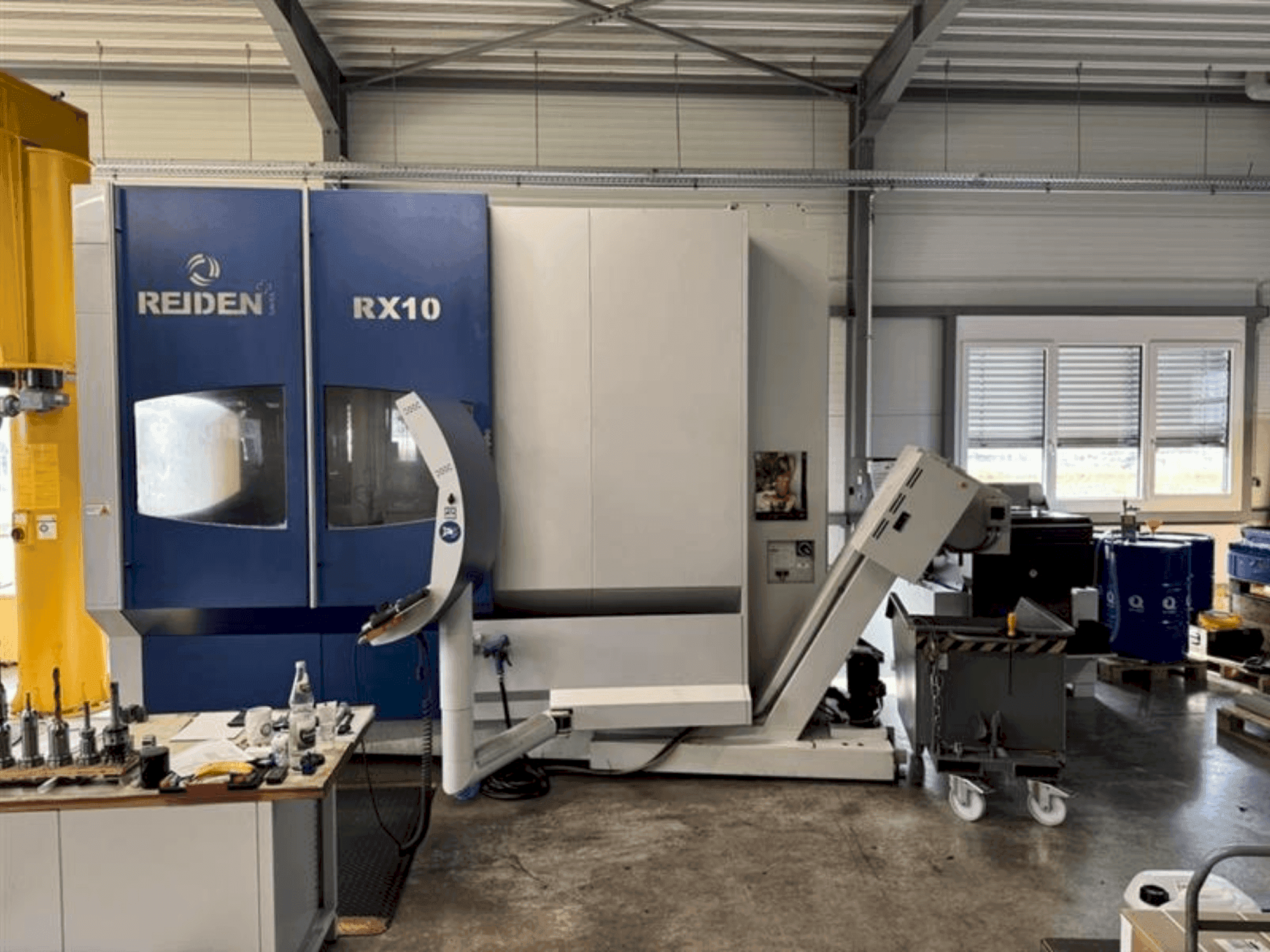 Koneen  Reiden RX10 5X etunäkymä