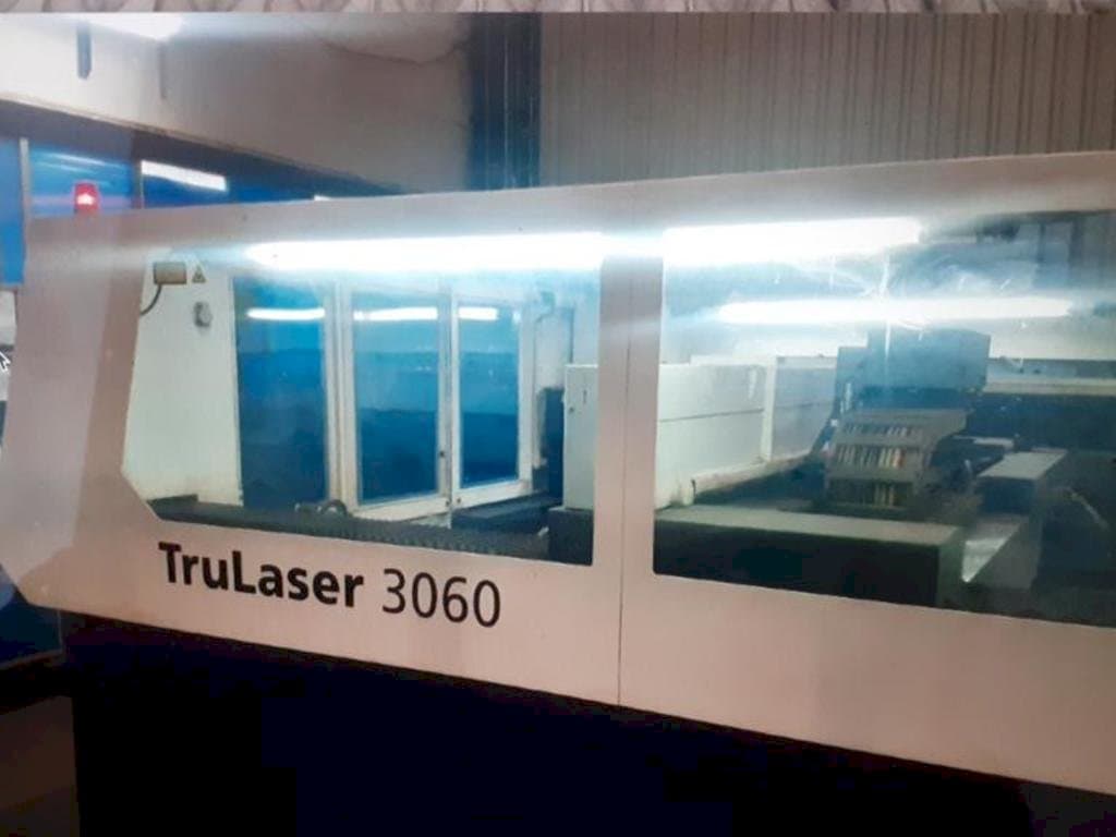 Koneen  Trumpf Trulaser 3060 etunäkymä