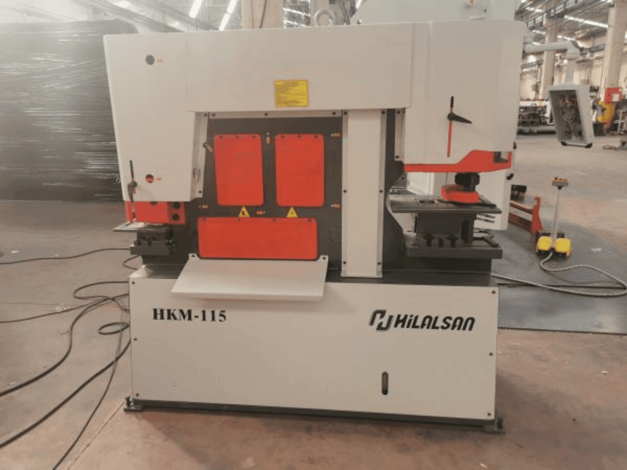 Koneen  HILALSAN HKM-115 etunäkymä