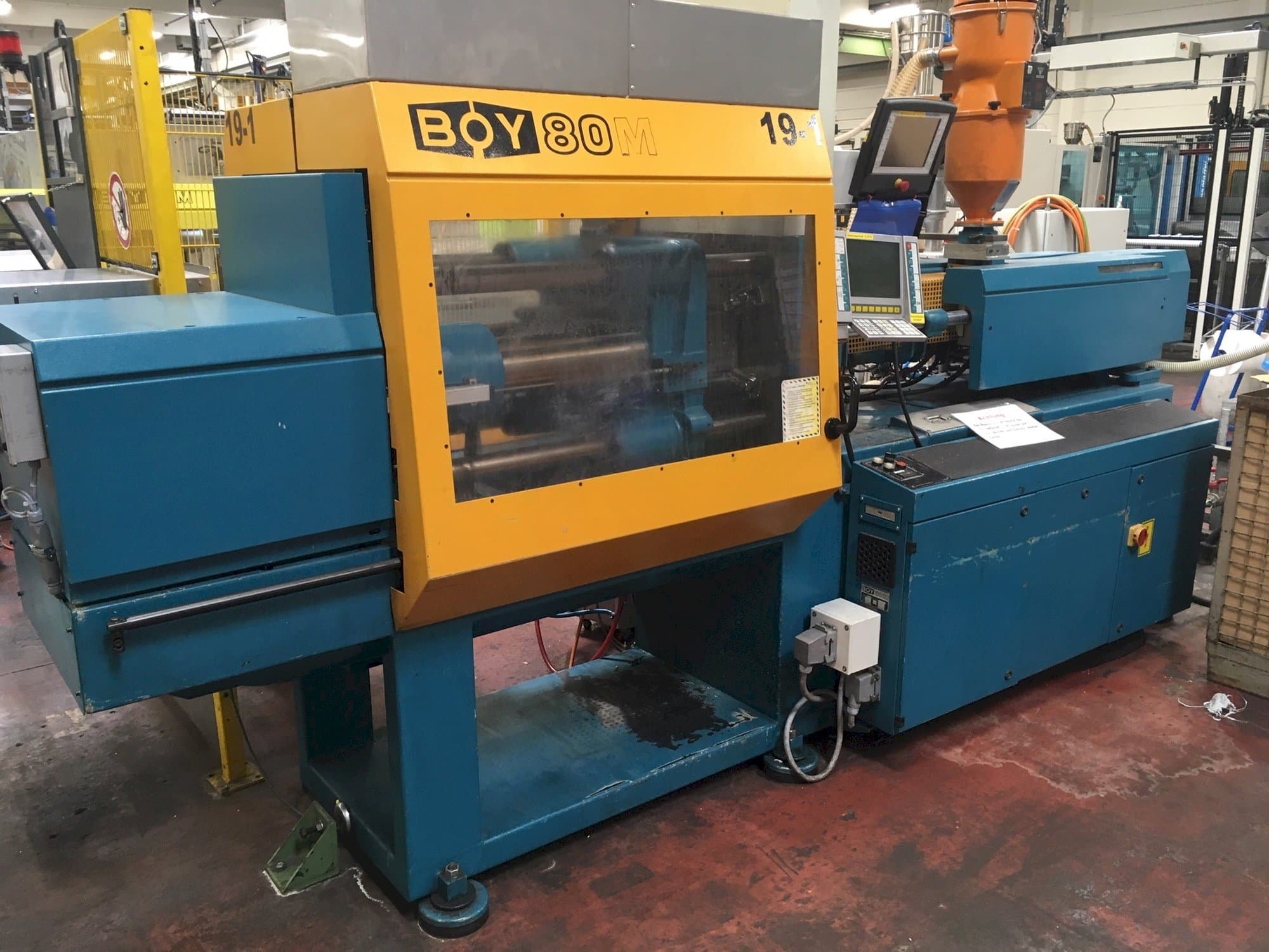 Koneen  Dr. Boy 80M etunäkymä