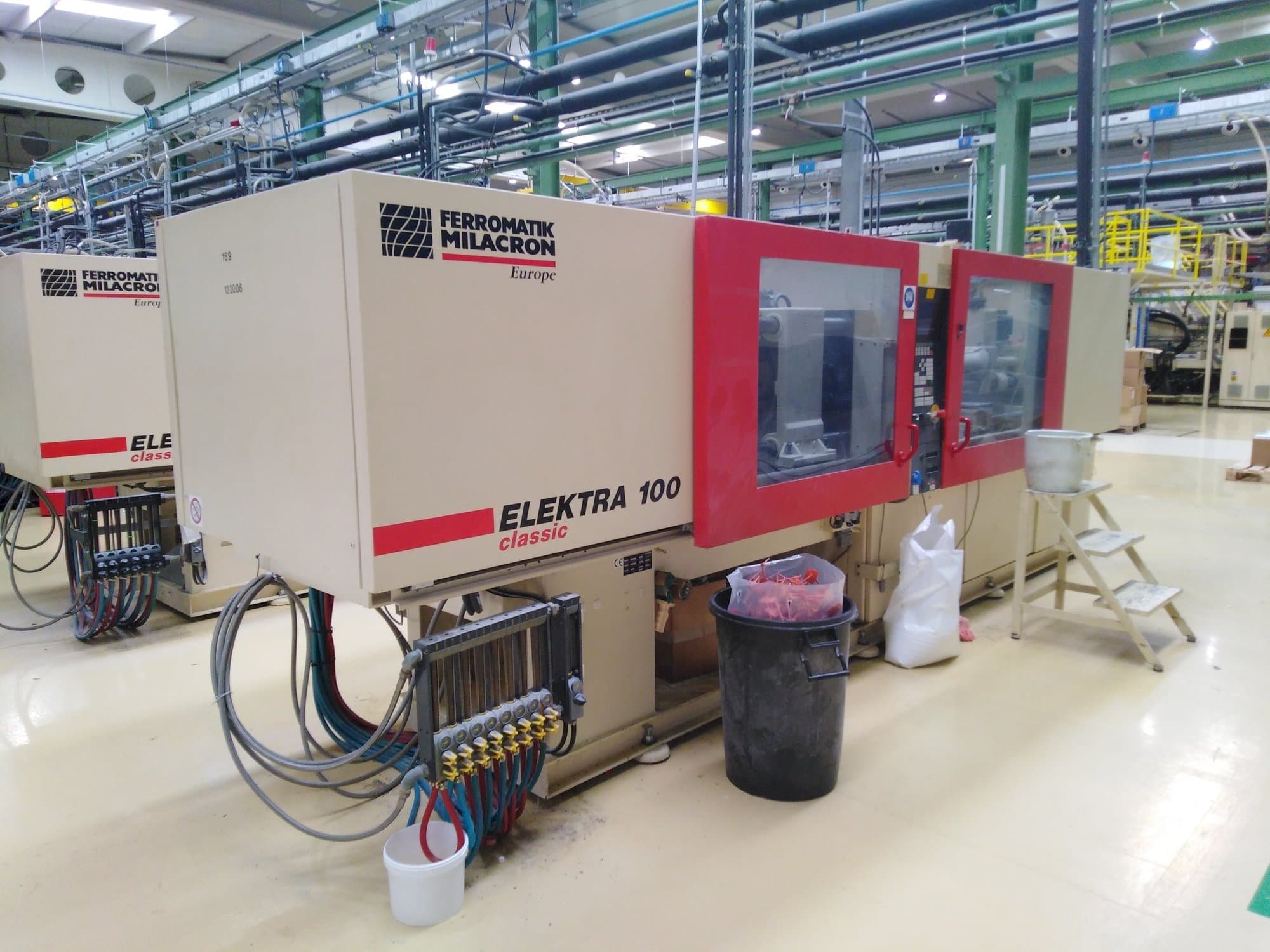 Koneen  Ferromatik Electra 100 etunäkymä