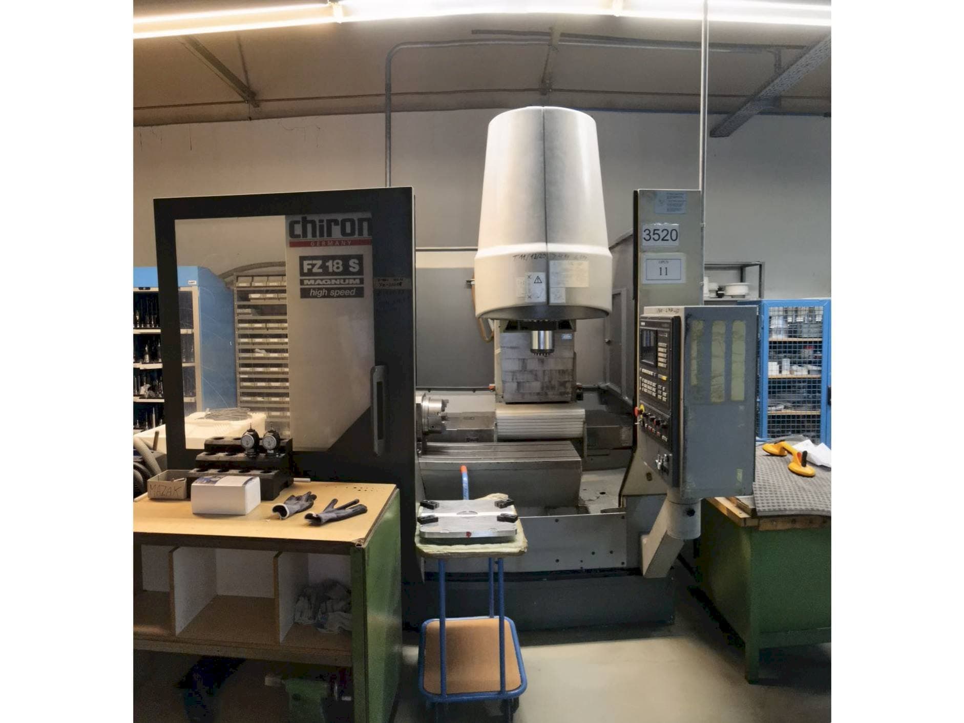 Koneen  CHIRON FZ18 etunäkymä