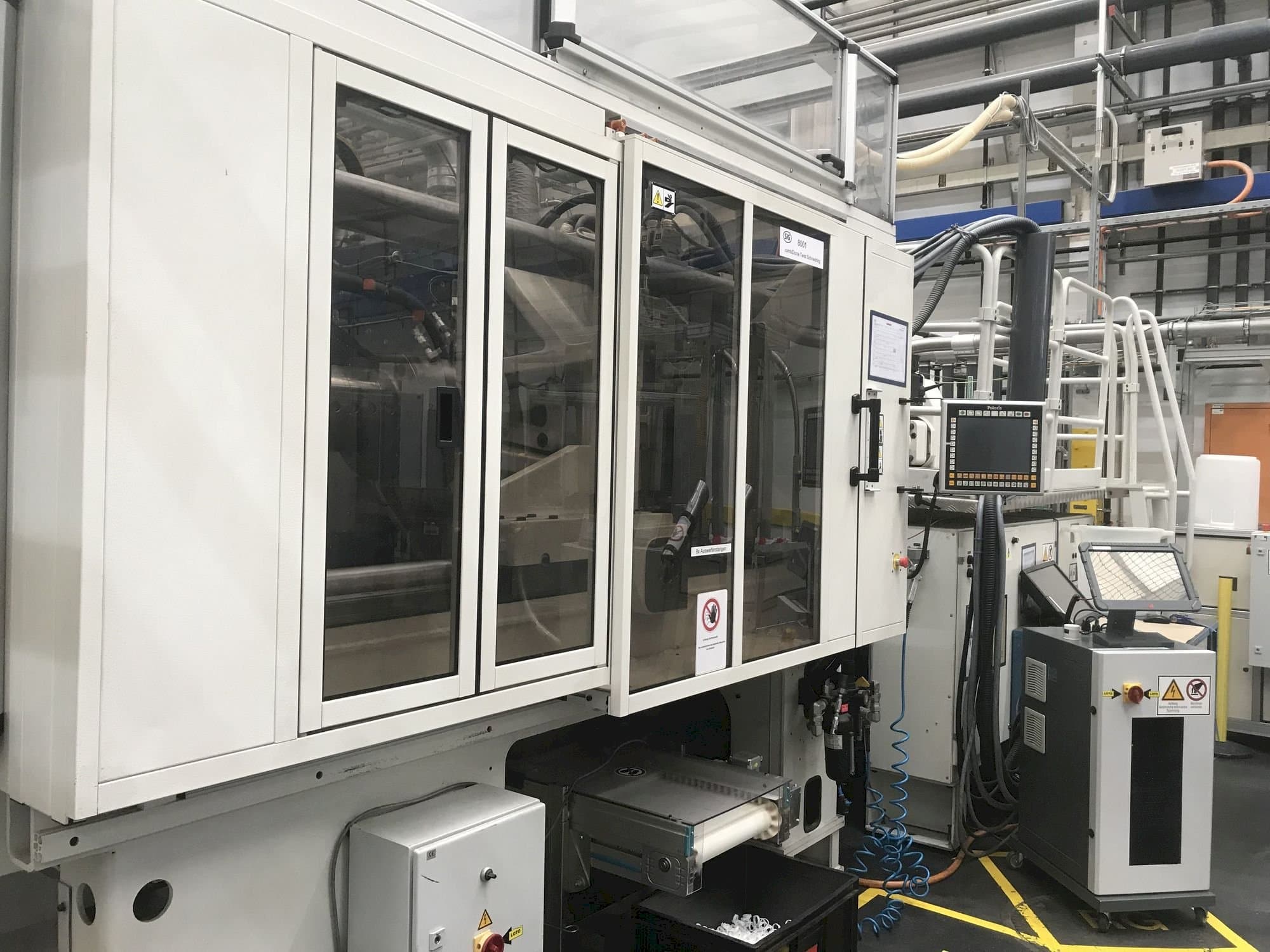 Koneen  Husky H300 RS 45/38 etunäkymä