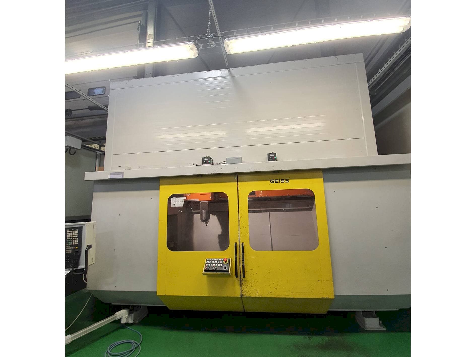 Koneen  GEISS FZ 2000x1000 ECO etunäkymä