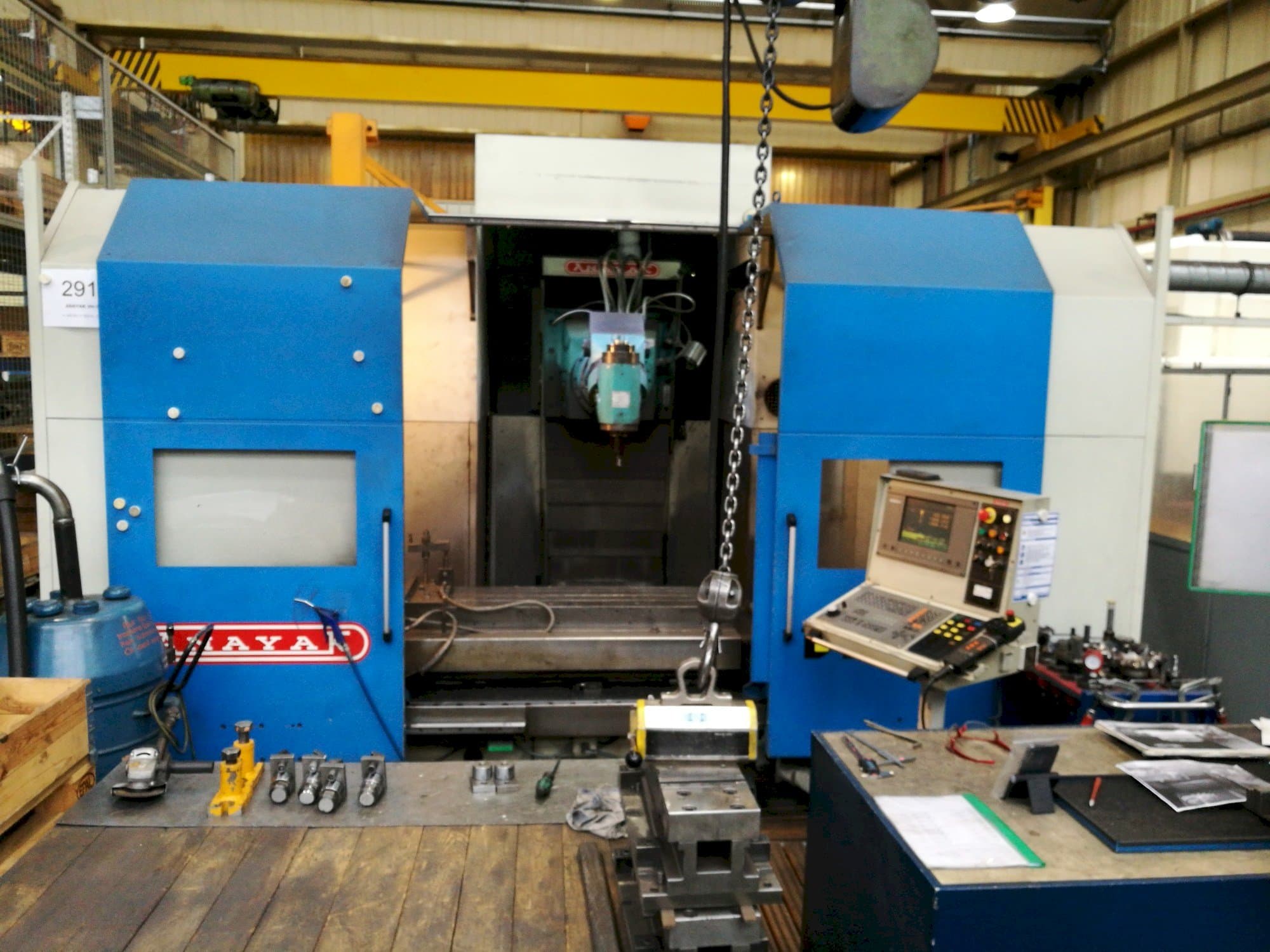 Koneen  ANAYAK VH-1800 etunäkymä