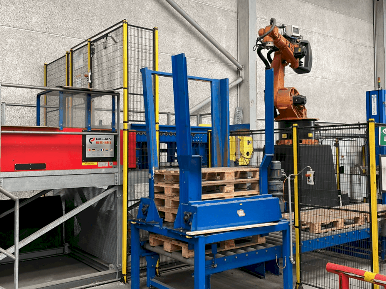 Koneen  KUKA 600260060 etunäkymä