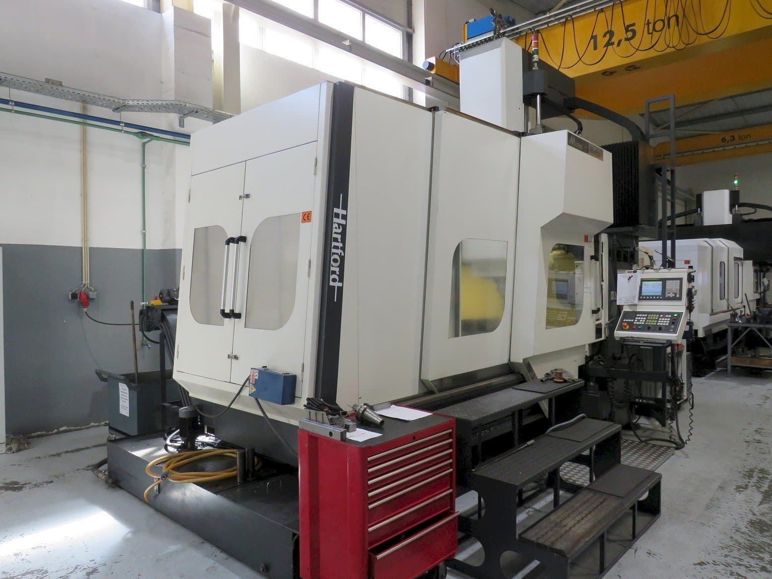 Koneen  Hartford HEP 2150 etunäkymä