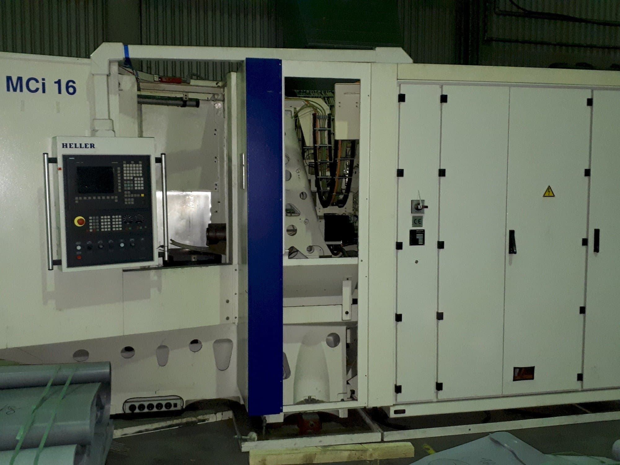 Koneen  HELLER MCi 16 etunäkymä