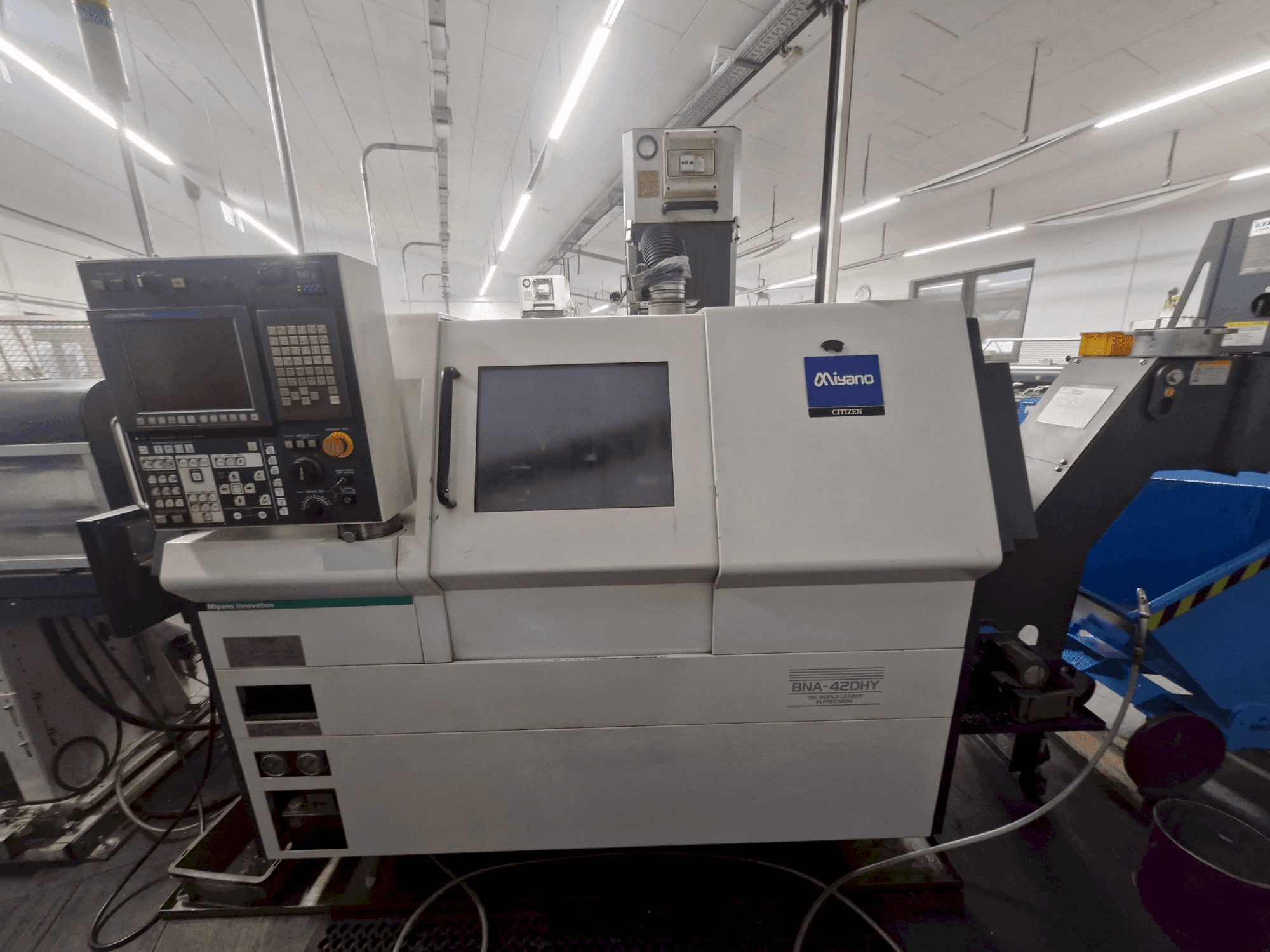 Koneen  Miyano BNA-42DHY etunäkymä