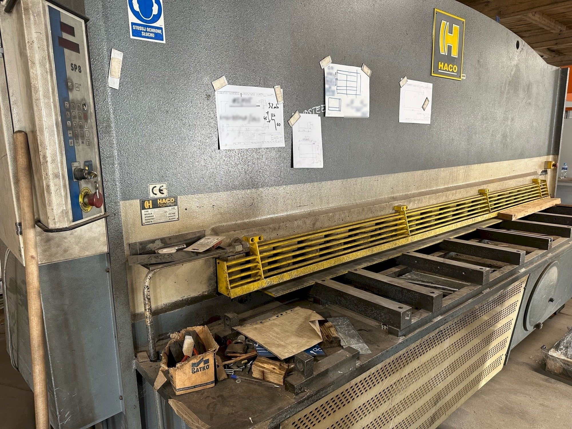 Koneen  HACO TS 3012 etunäkymä