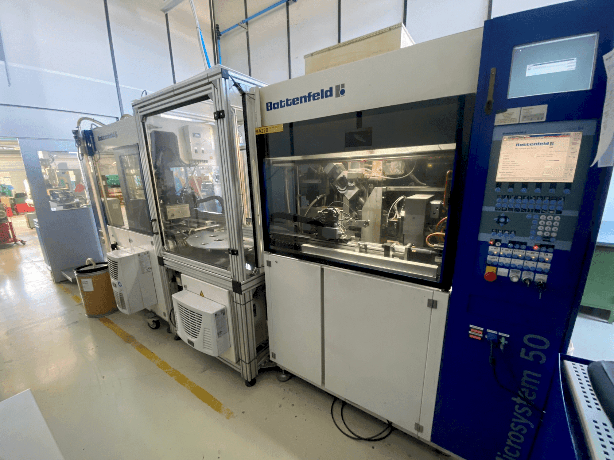 Koneen  Battenfeld Microsystem MM 50/50 etunäkymä