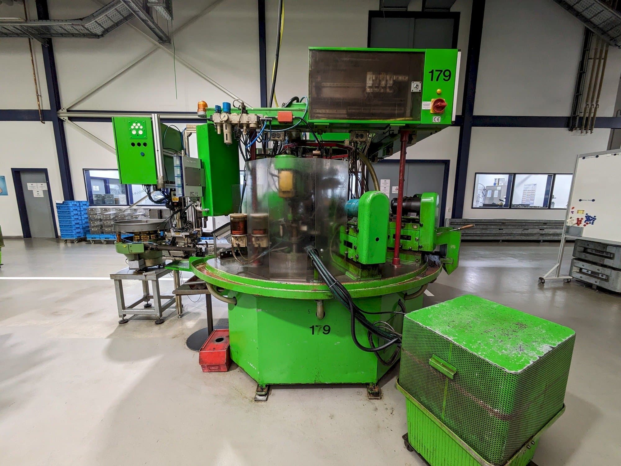 Koneen  SIHN Ring piece etunäkymä