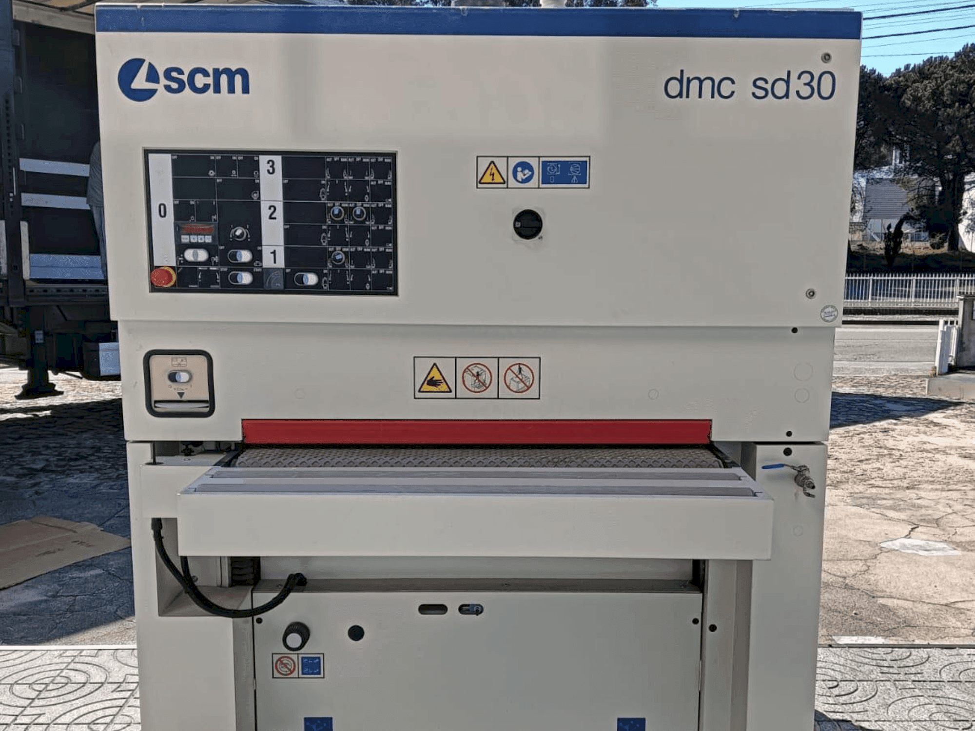 Koneen  SMCTL DMC SD 30 RCS 110 etunäkymä