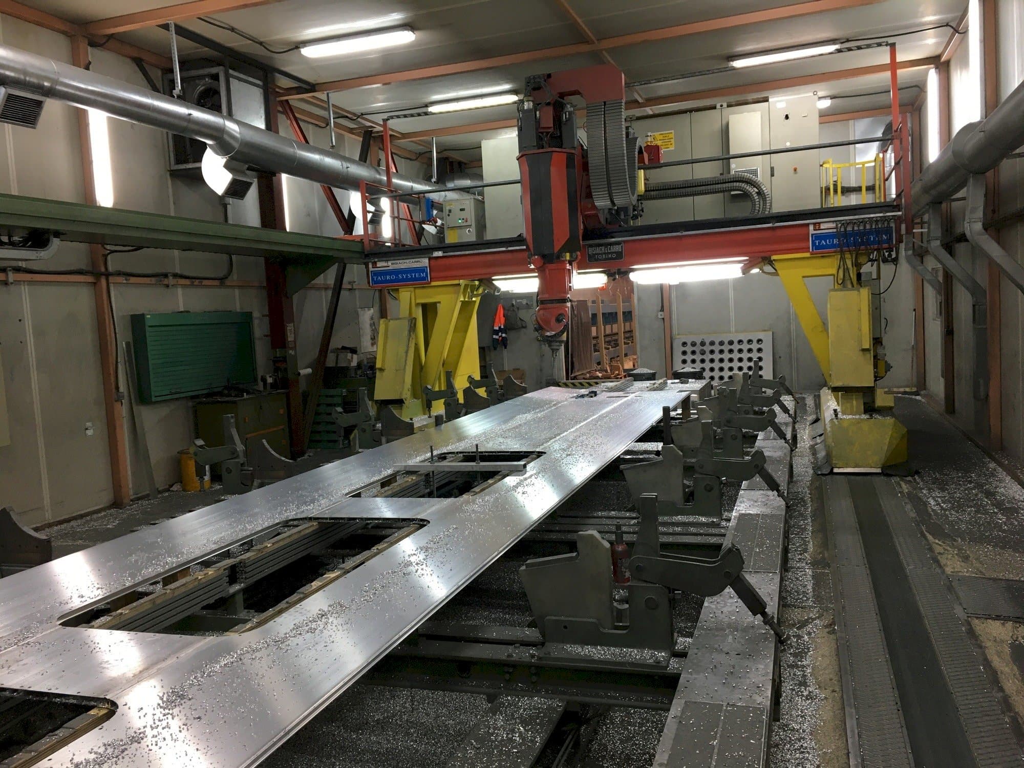 Koneen  Bisiach & Carru TJKP8/11/F etunäkymä