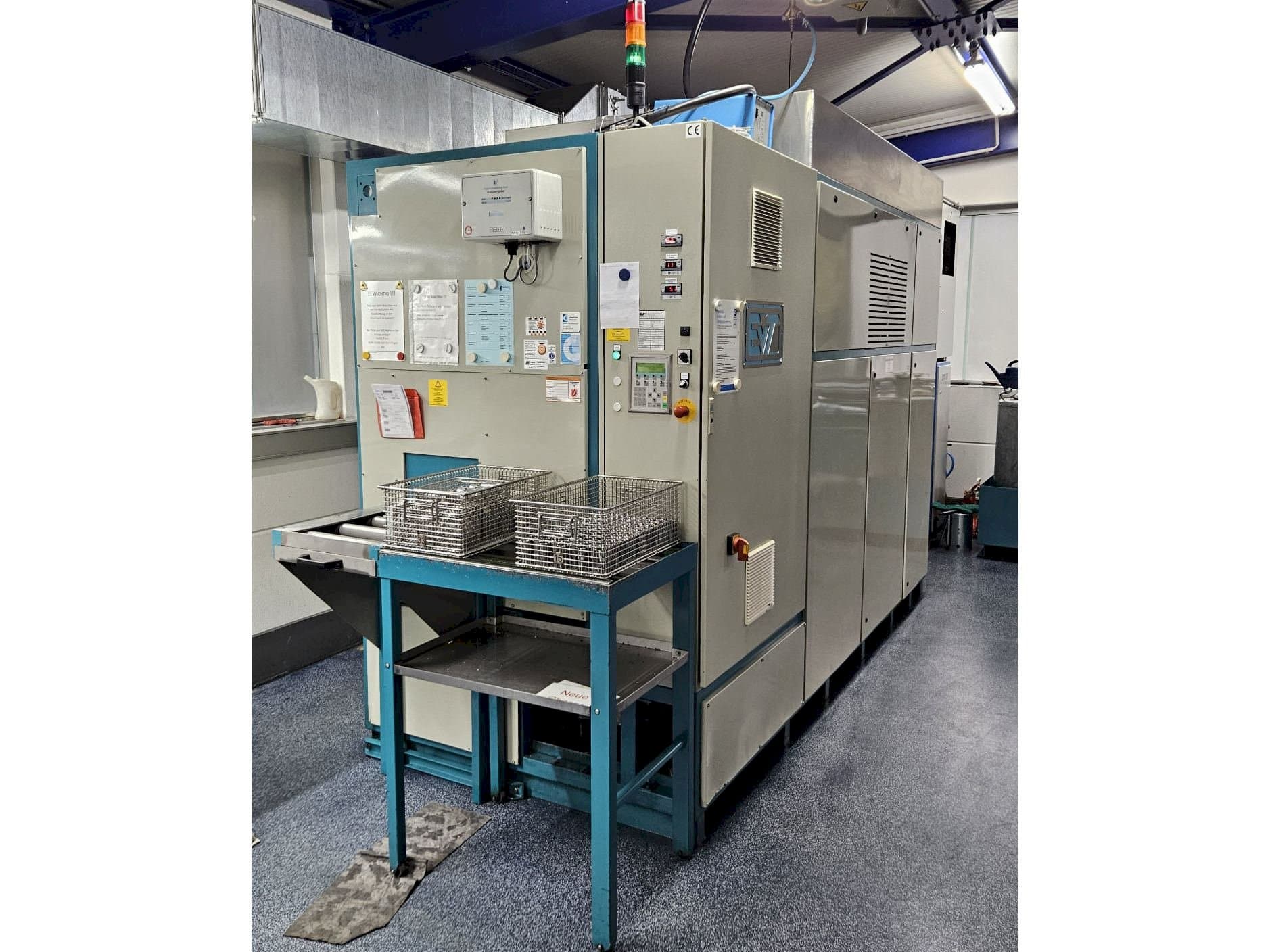 Koneen  EVT TD 3001/530 PER etunäkymä