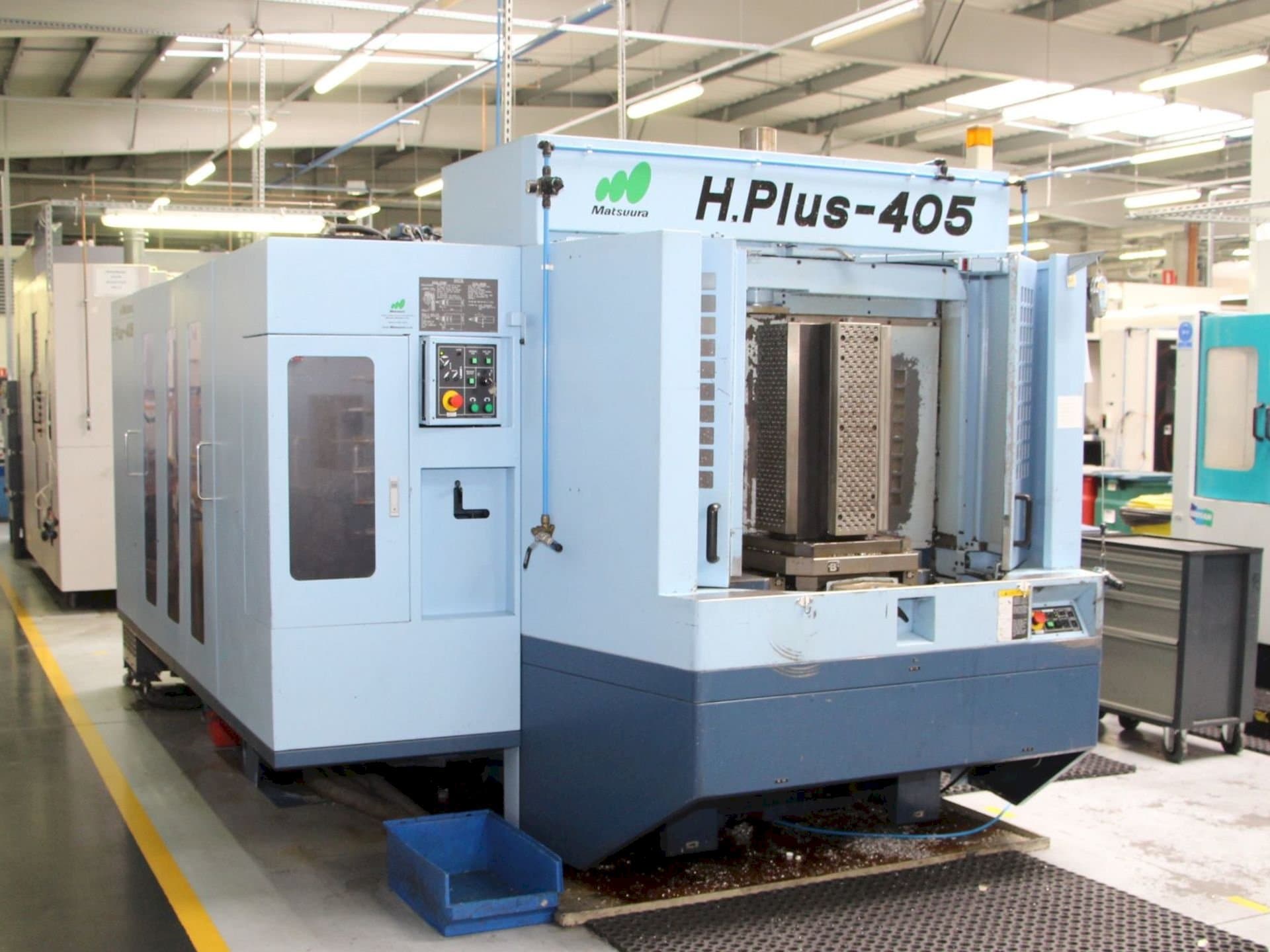 Koneen  Matsuura H-Plus 405 etunäkymä