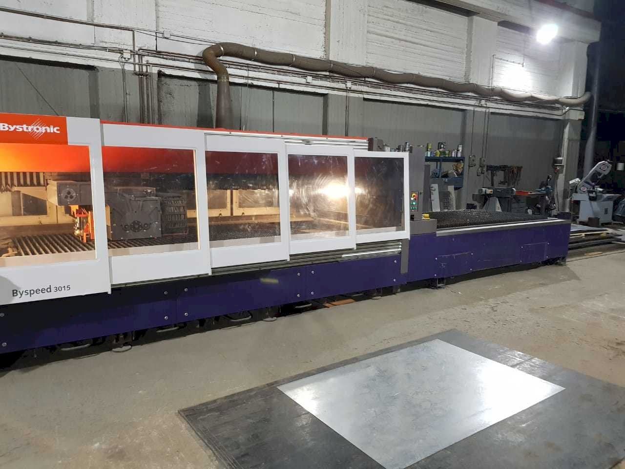 Koneen  Bystronic BySpeed 3015 etunäkymä