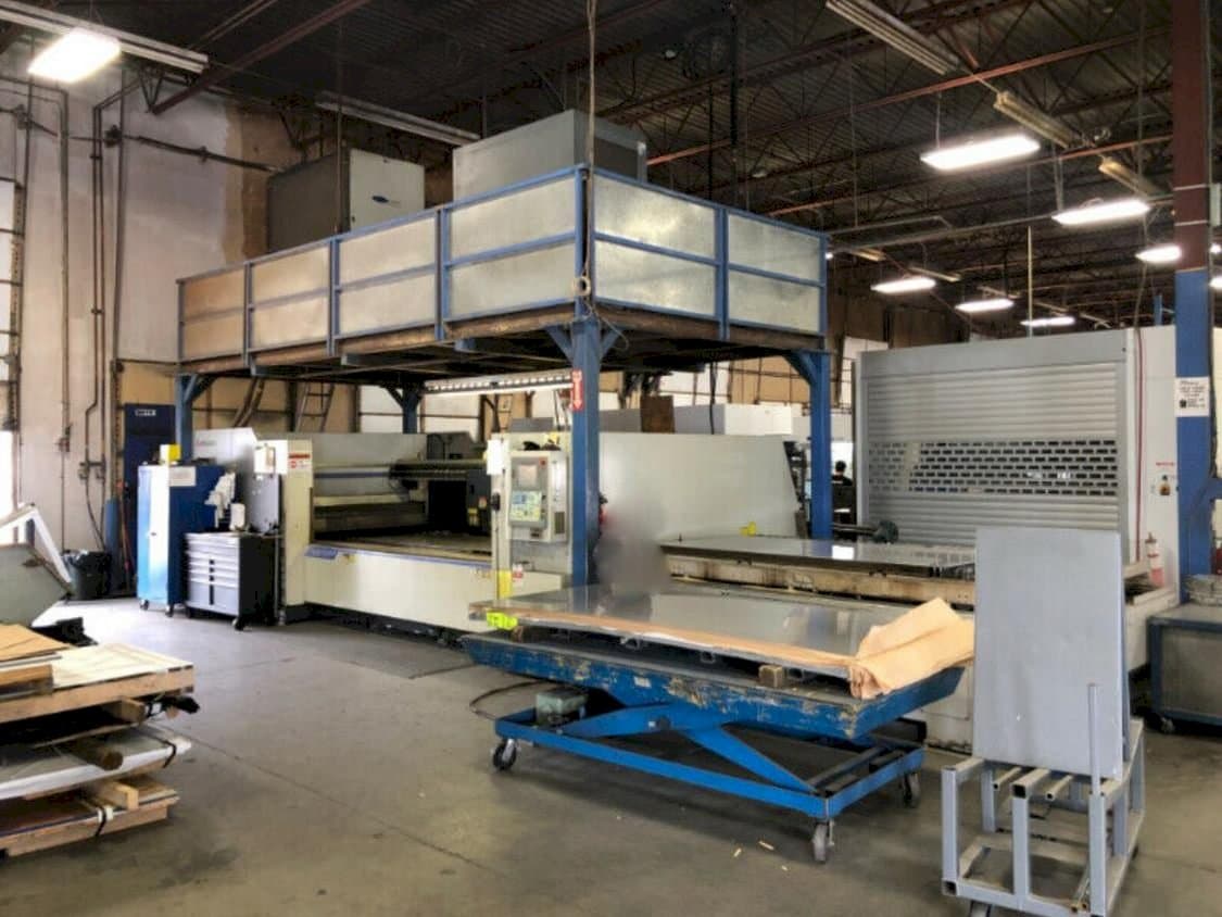 Koneen  Mitsubishi ML3015LVP PLUS 40CFX-A etunäkymä