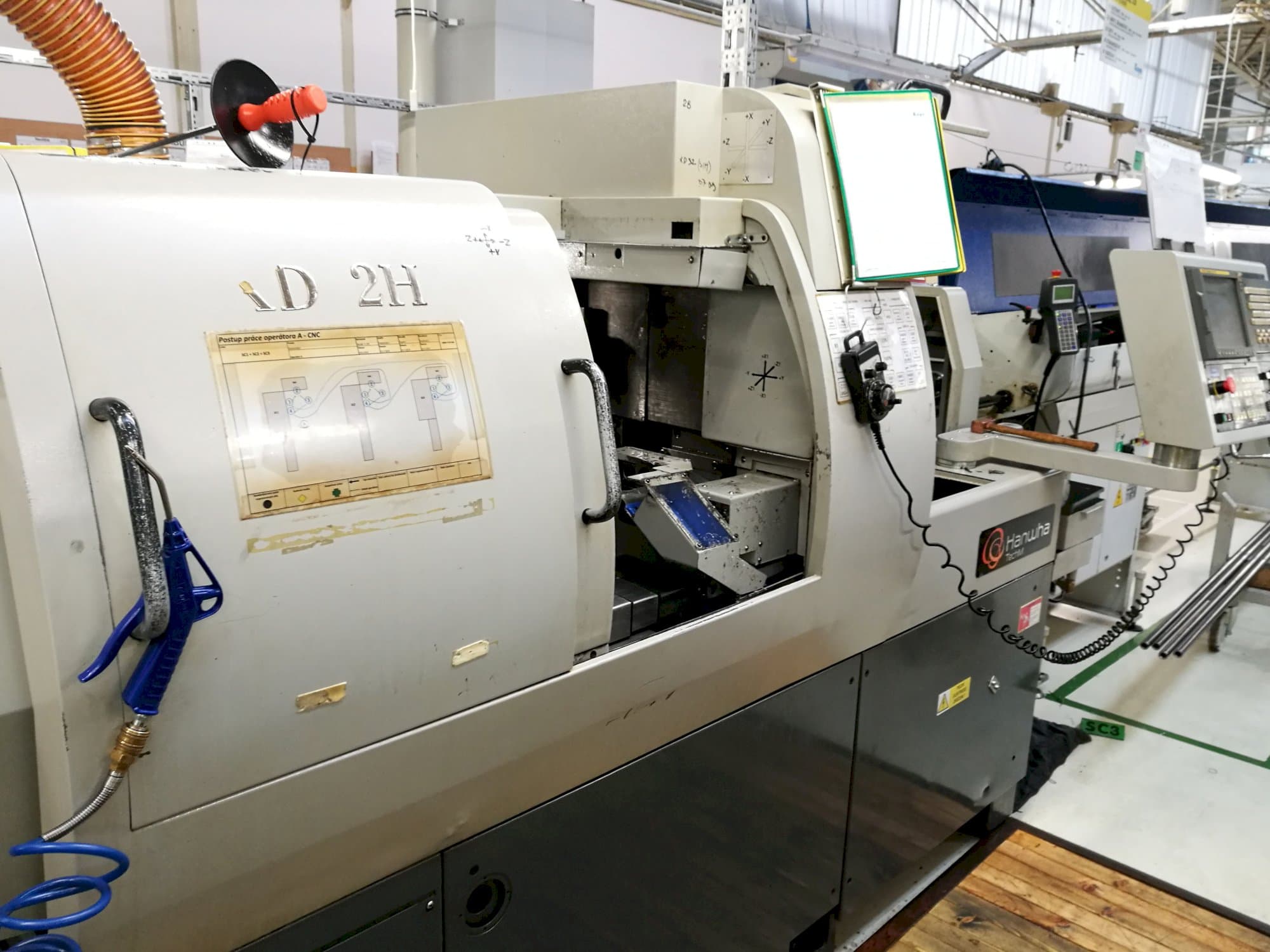 Koneen  Hanwha oikea näkymä XD 32 H