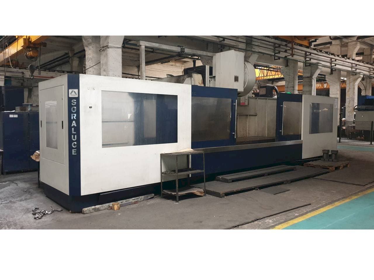 Koneen Soraluce TA 35 etunäkymä