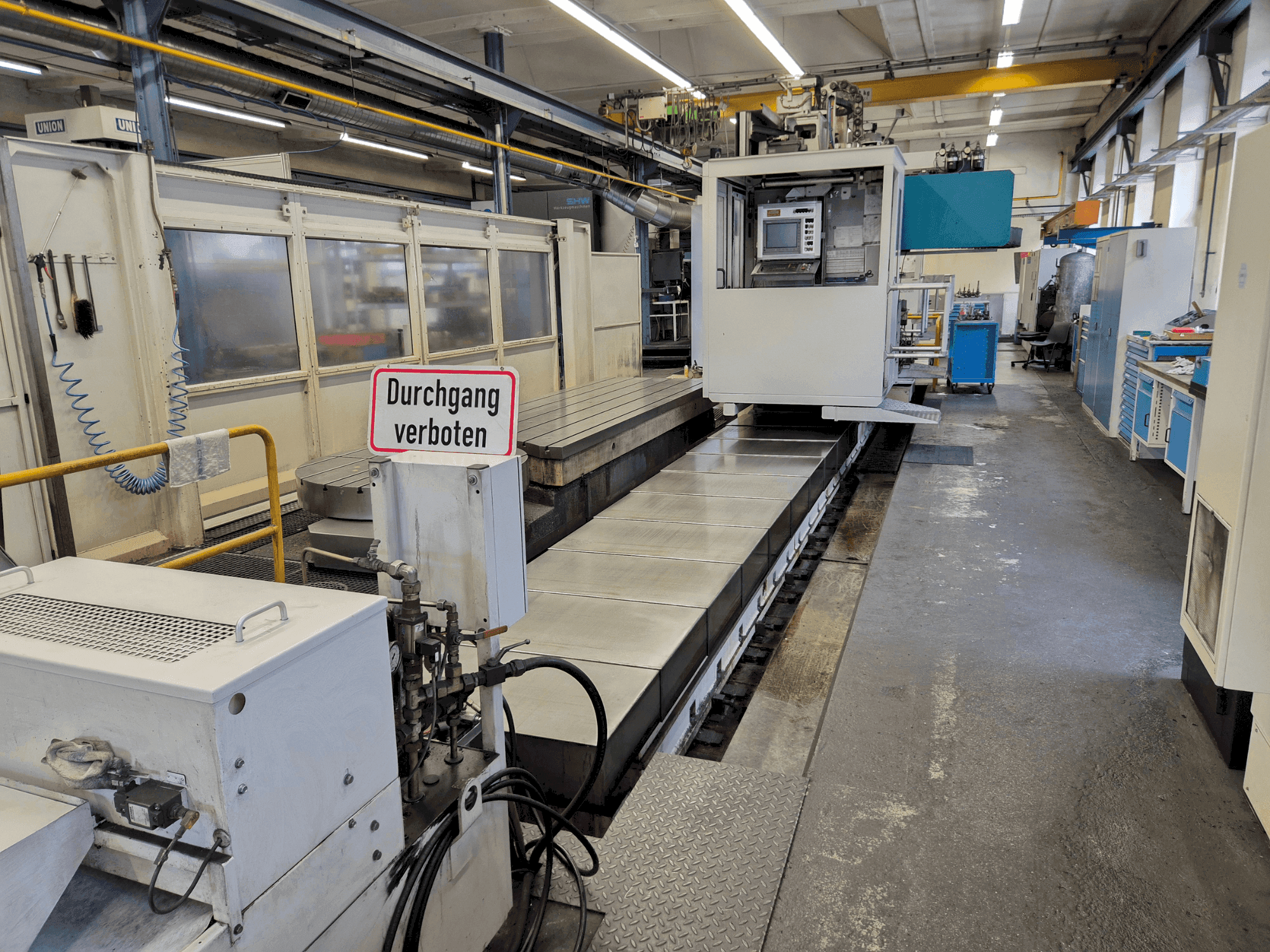 Koneen  SHW Powerspeed 5 etunäkymä