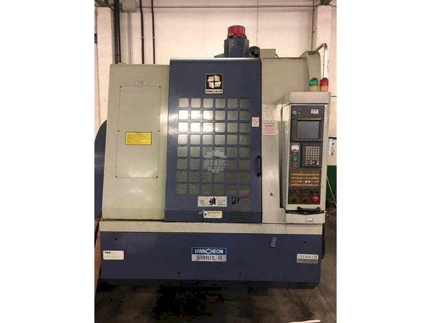 Koneen  HWACHEON SIRIUS U etunäkymä