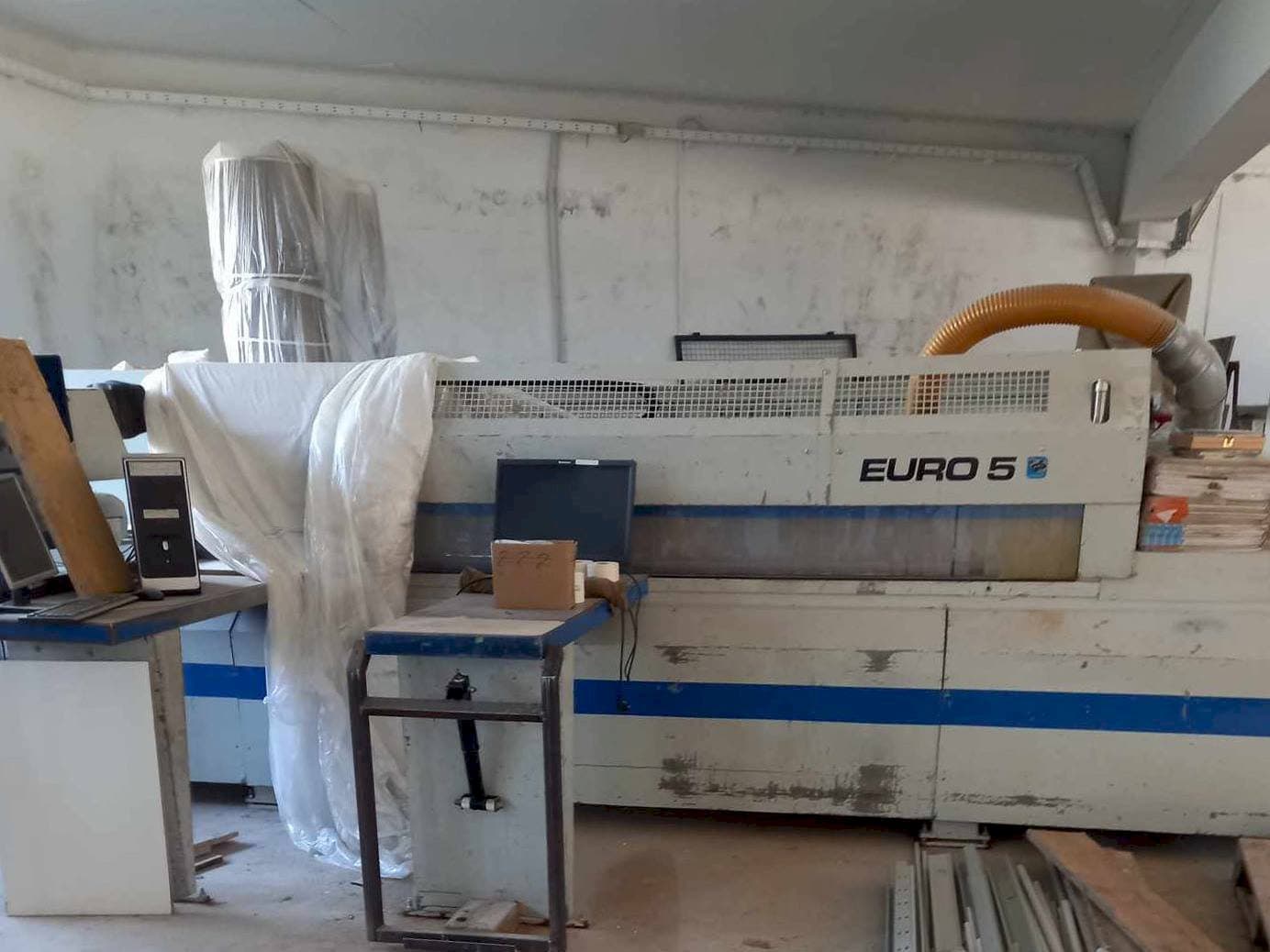 Koneen  PANHANS EURO 5 etunäkymä